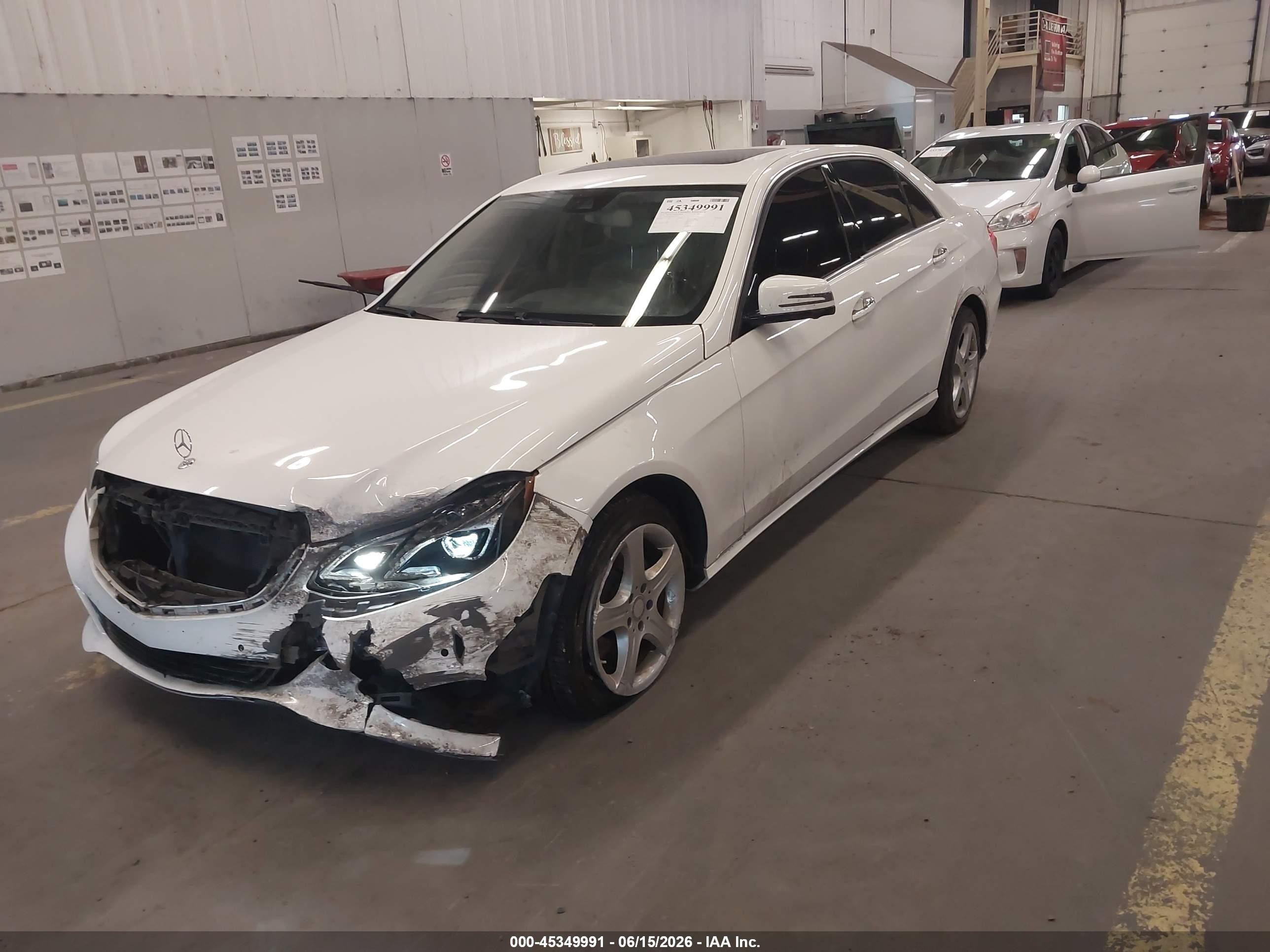2014 Mercedes-benz E 350 4matic White vin: WDDHF8JB2EA838411