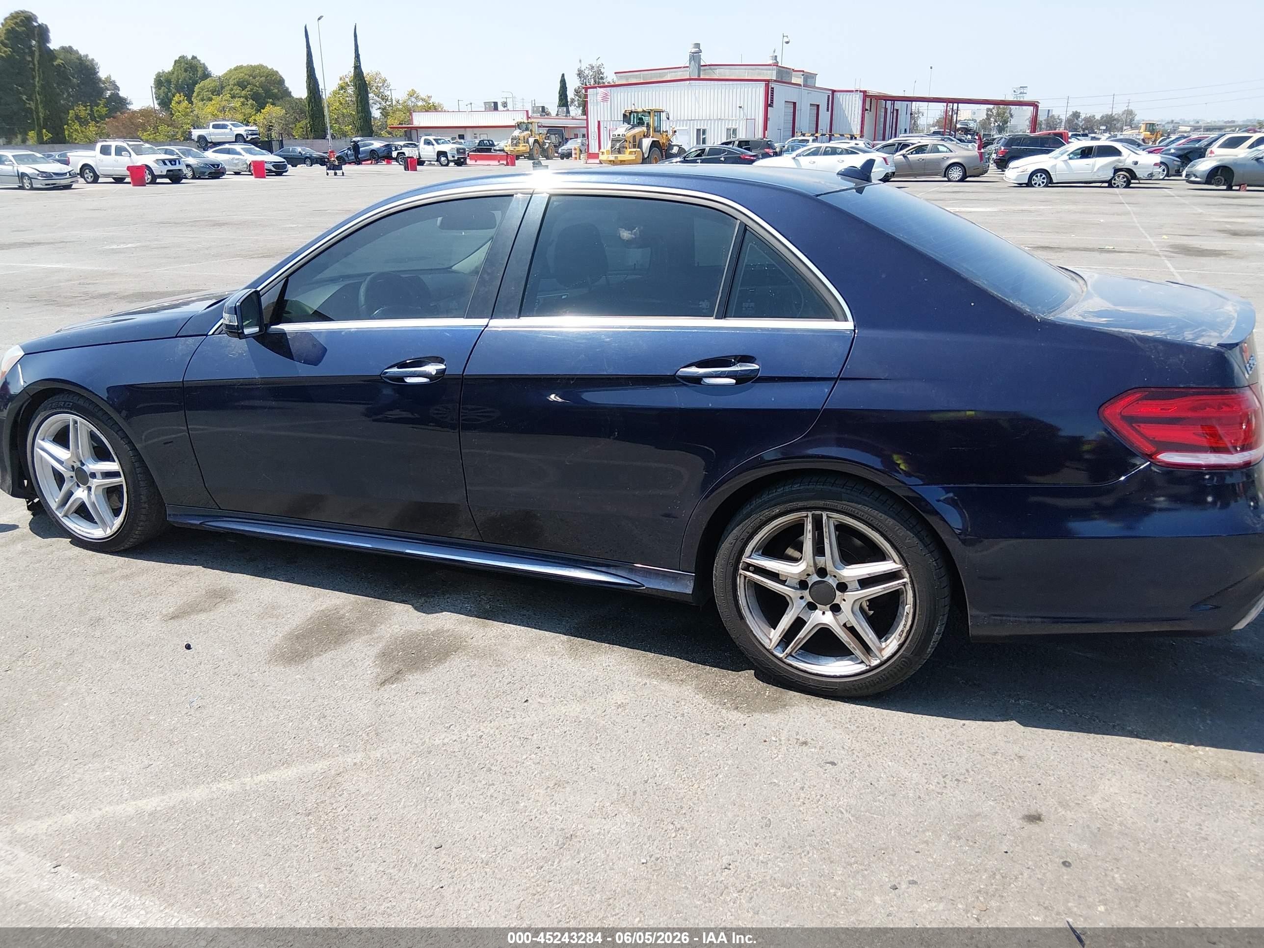 2014 Mercedes-benz E 350 4matic Dark Blue vin: WDDHF8JB2EA889715