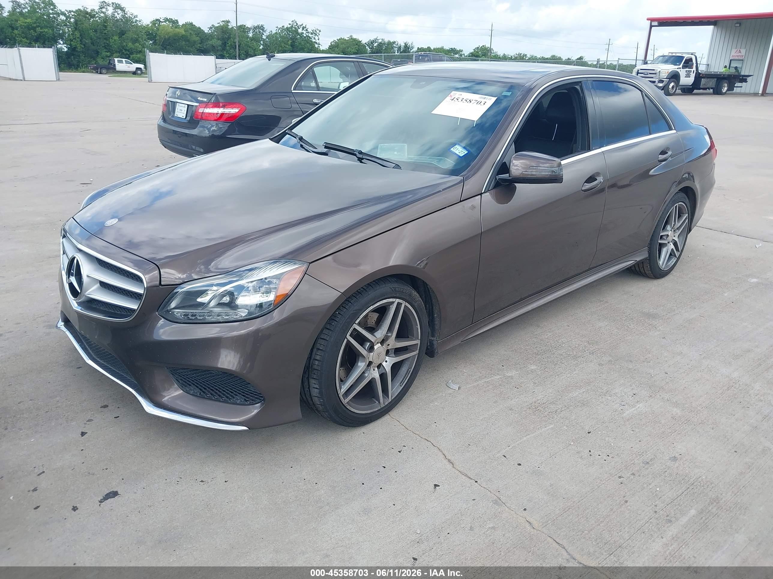 2014 Mercedes-benz E 350 4matic Коричневый vin: WDDHF8JB2EA975168
