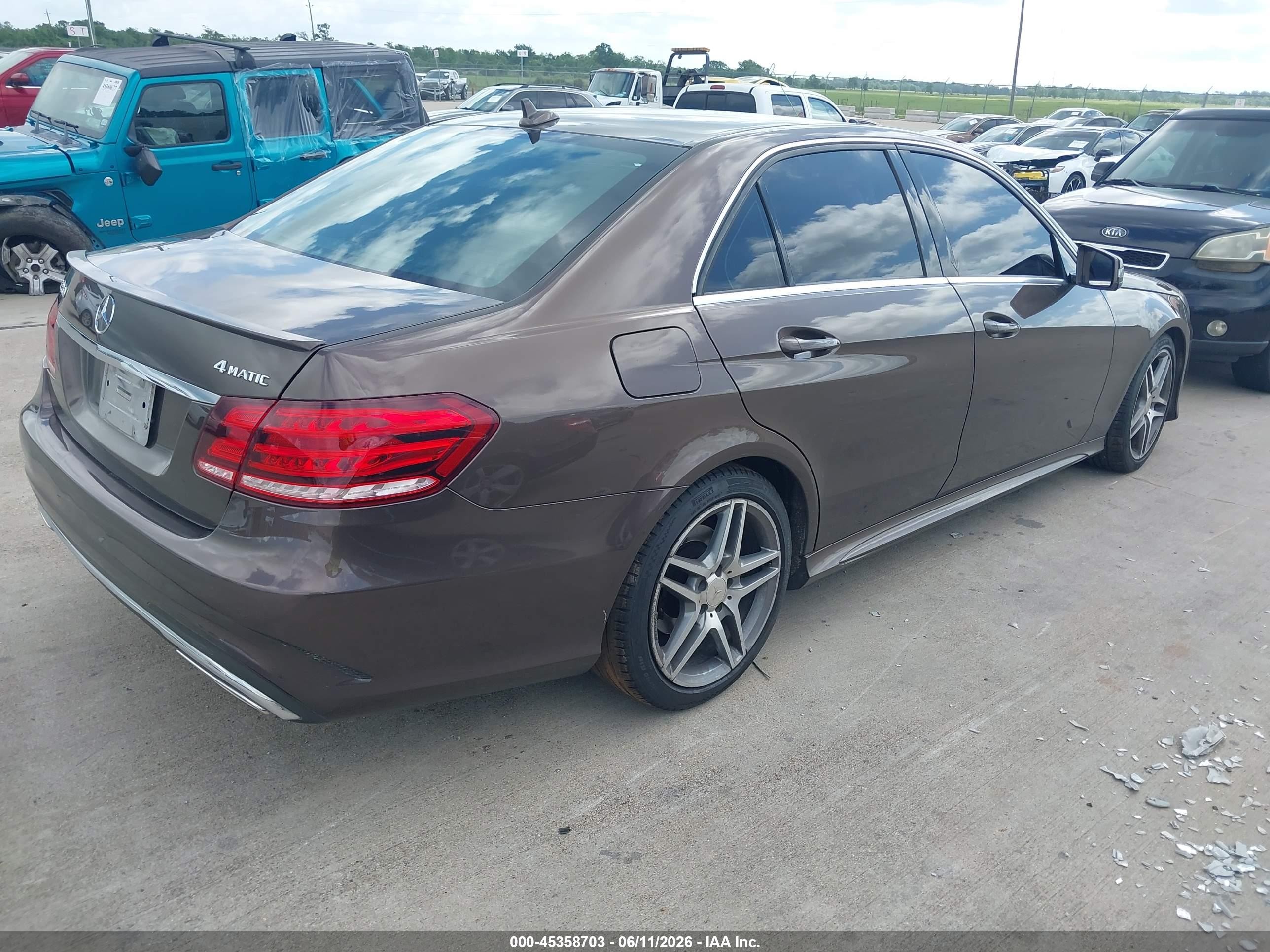 2014 Mercedes-benz E 350 4matic Коричневый vin: WDDHF8JB2EA975168