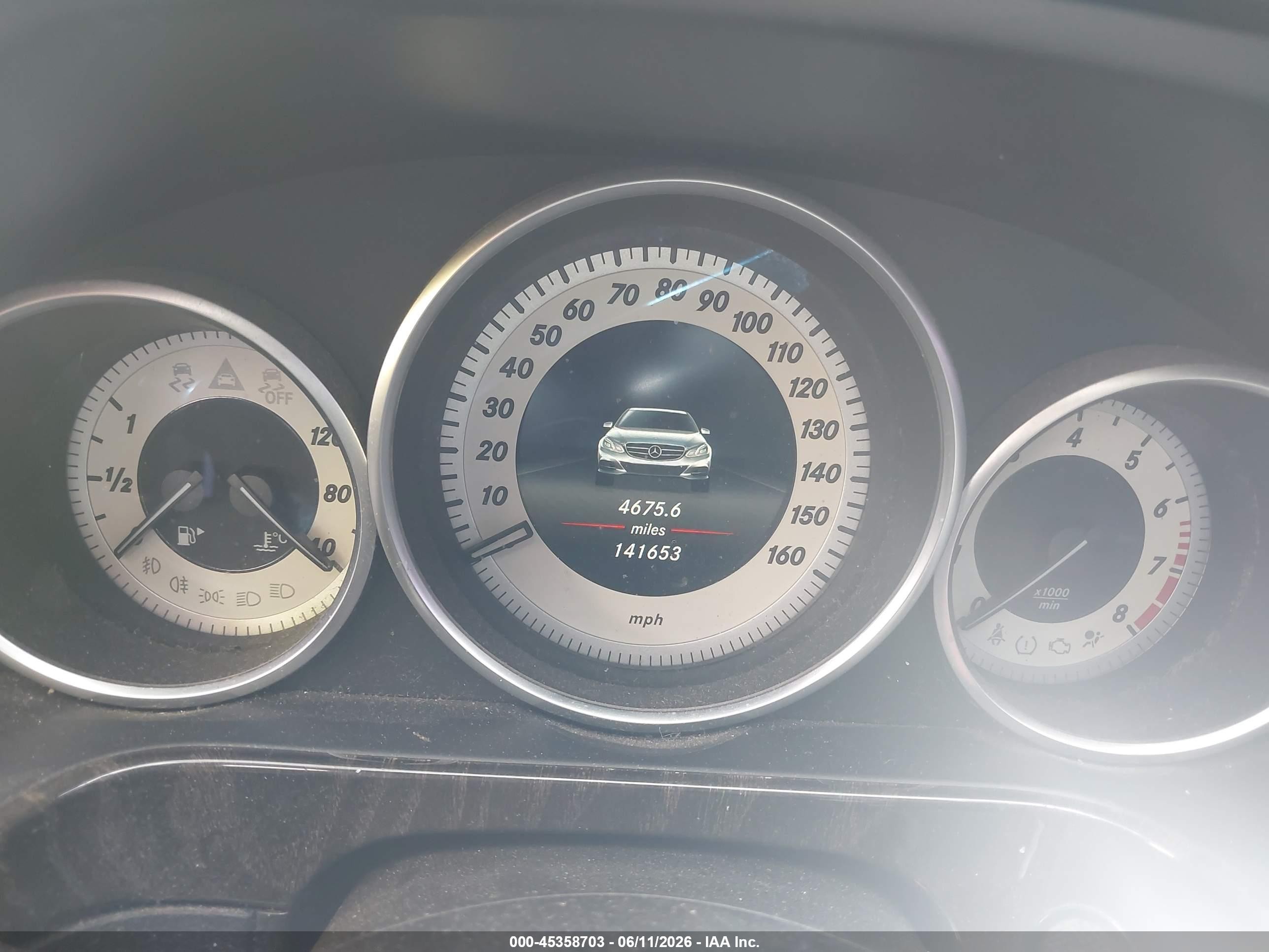 2014 Mercedes-benz E 350 4matic Коричневый vin: WDDHF8JB2EA975168