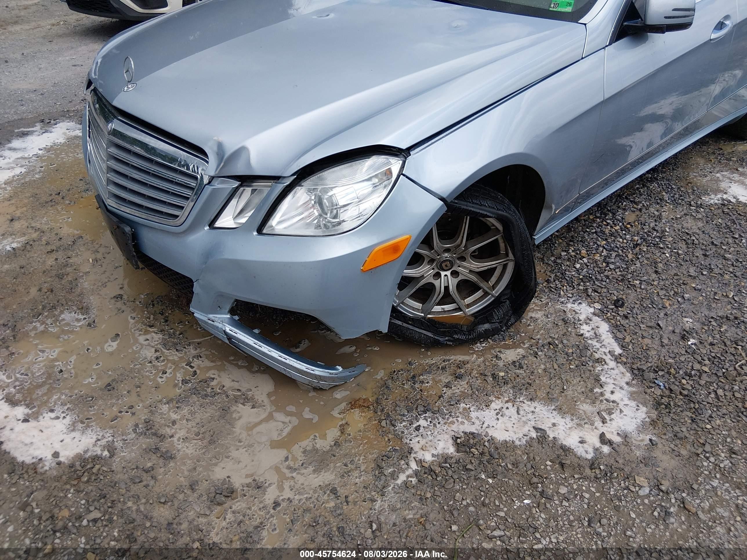 2013 Mercedes-benz E 350 4matic Light Blue vin: WDDHF8JB3DA718387