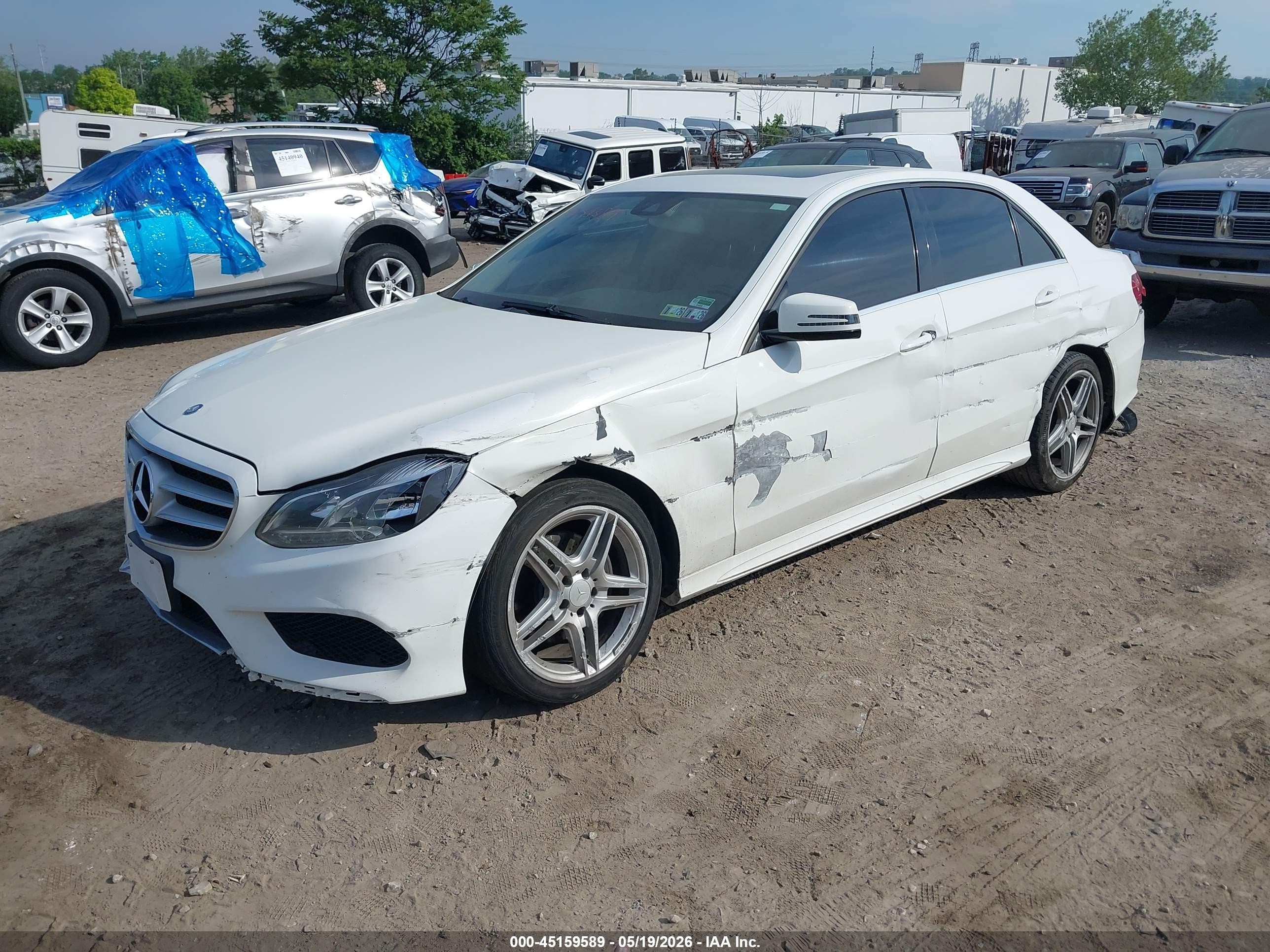2014 Mercedes-benz E 350 4matic White vin: WDDHF8JB3EA895748
