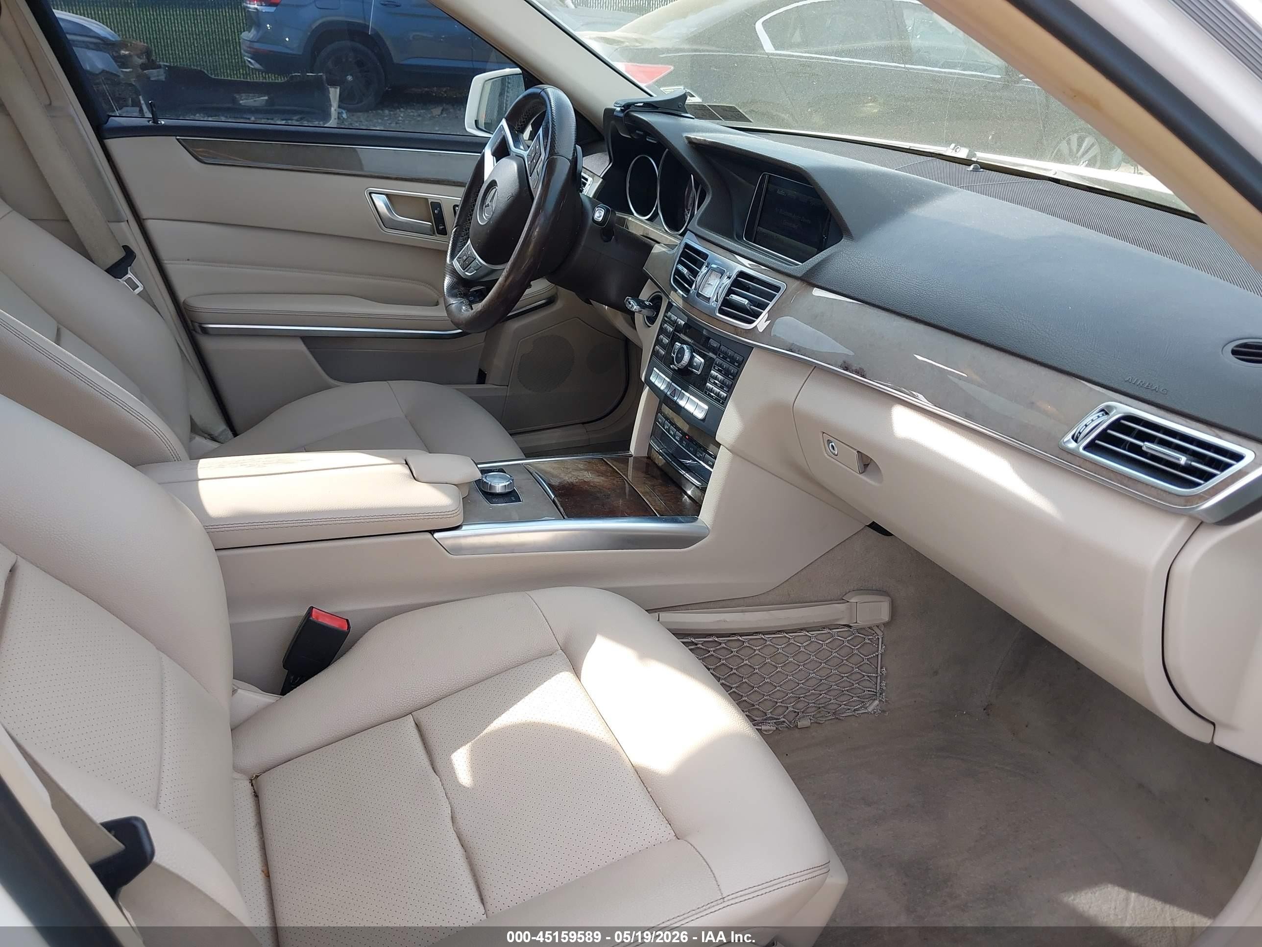 2014 Mercedes-benz E 350 4matic White vin: WDDHF8JB3EA895748