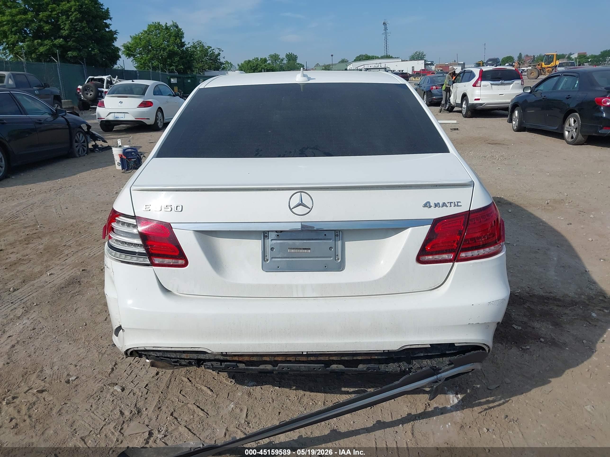 2014 Mercedes-benz E 350 4matic White vin: WDDHF8JB3EA895748
