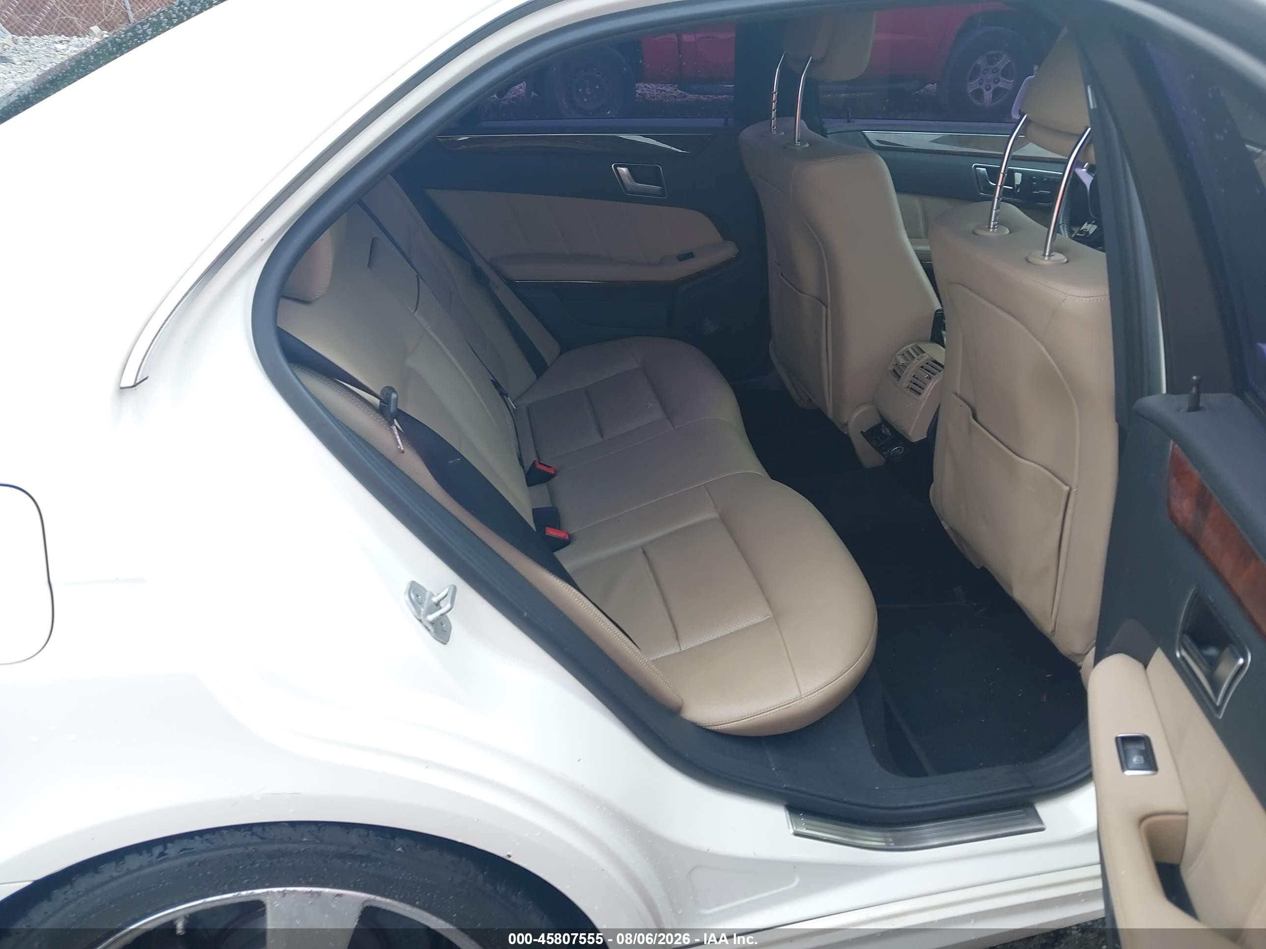 2012 Mercedes-benz E 350 4matic White vin: WDDHF8JB4CA653421