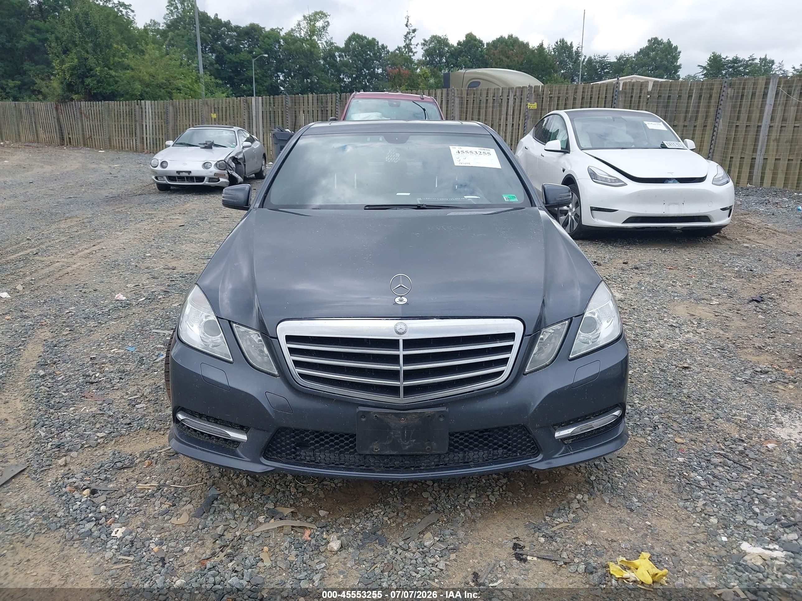 2013 Mercedes-benz E 350 4matic Gray vin: WDDHF8JB4DA687165