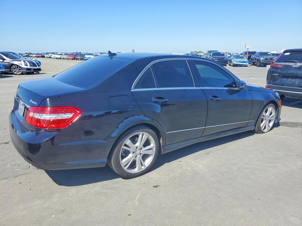 2013 Mercedes-benz E 350 4matic Black vin: WDDHF8JB4DA692348