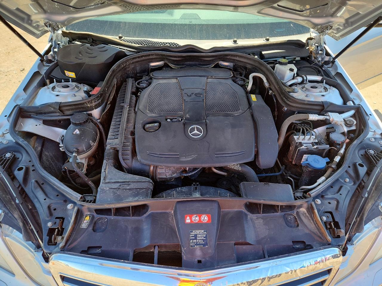 2013 Mercedes-benz E 350 4matic Silver vin: WDDHF8JB4DA693757