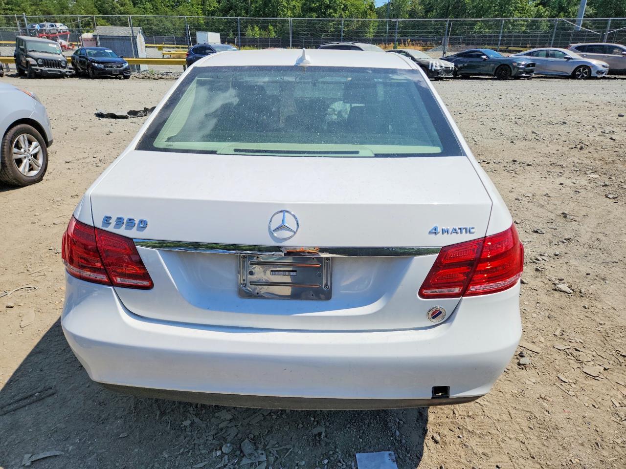 2014 Mercedes-benz E 350 4matic White vin: WDDHF8JB4EA776221