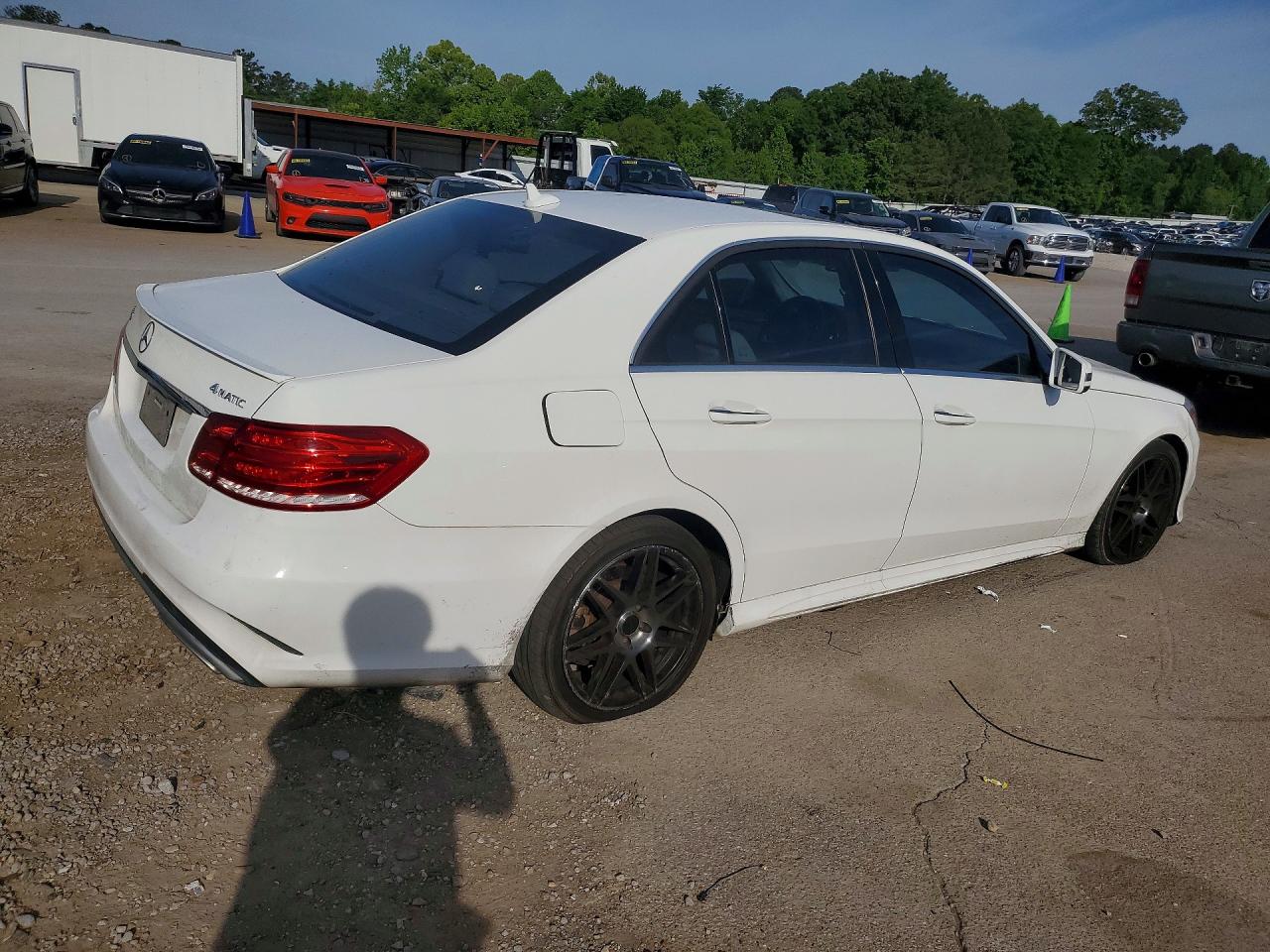 2014 Mercedes-benz E White vin: WDDHF8JB4EA792516