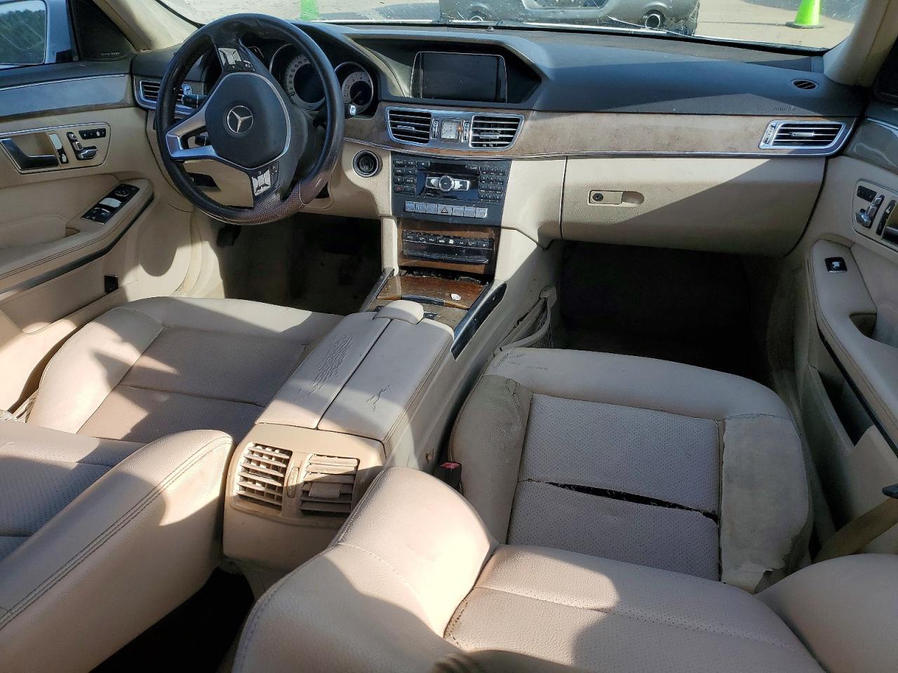 2014 Mercedes-benz E White vin: WDDHF8JB4EA792516