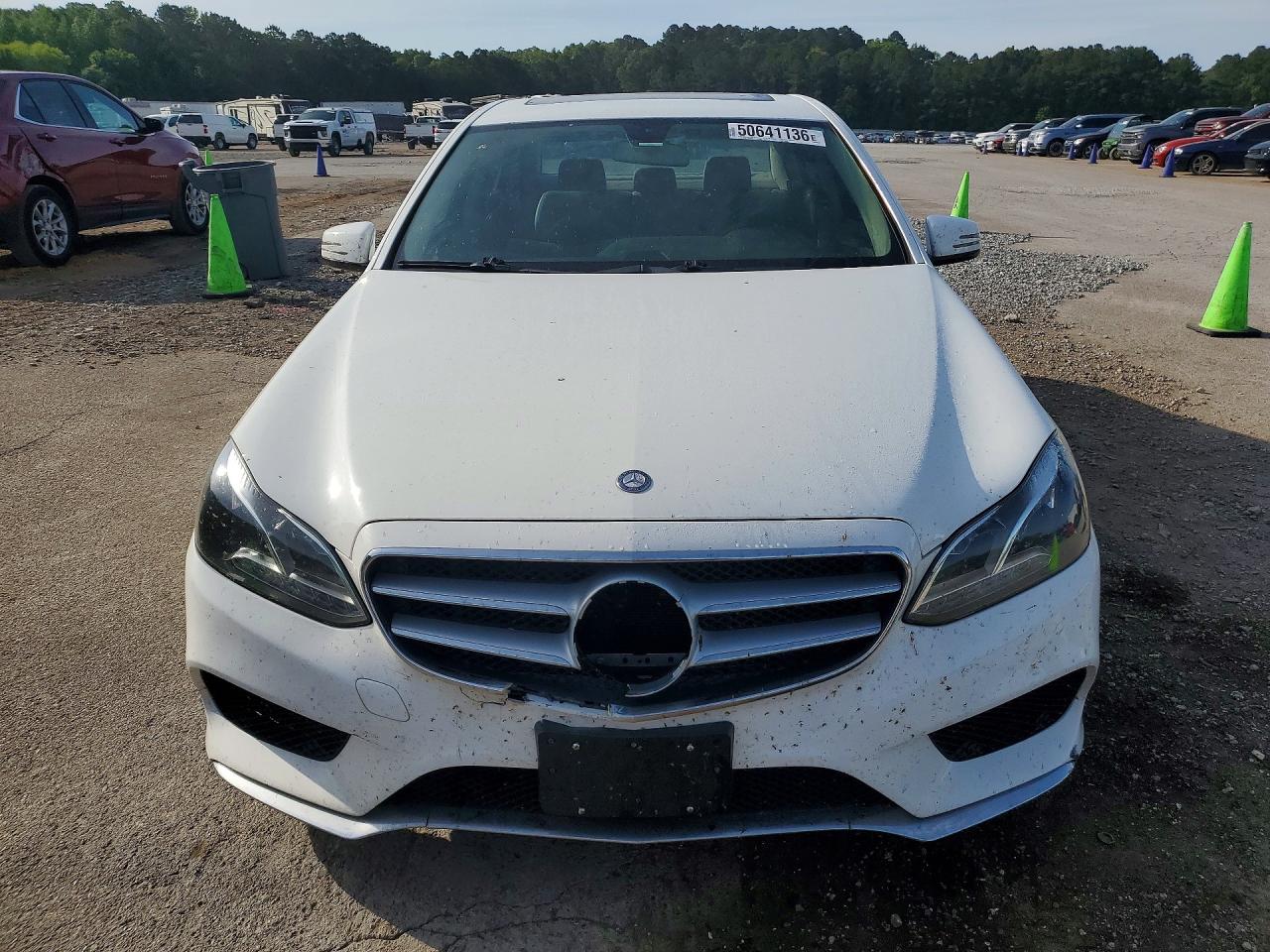 2014 Mercedes-benz E White vin: WDDHF8JB4EA792516