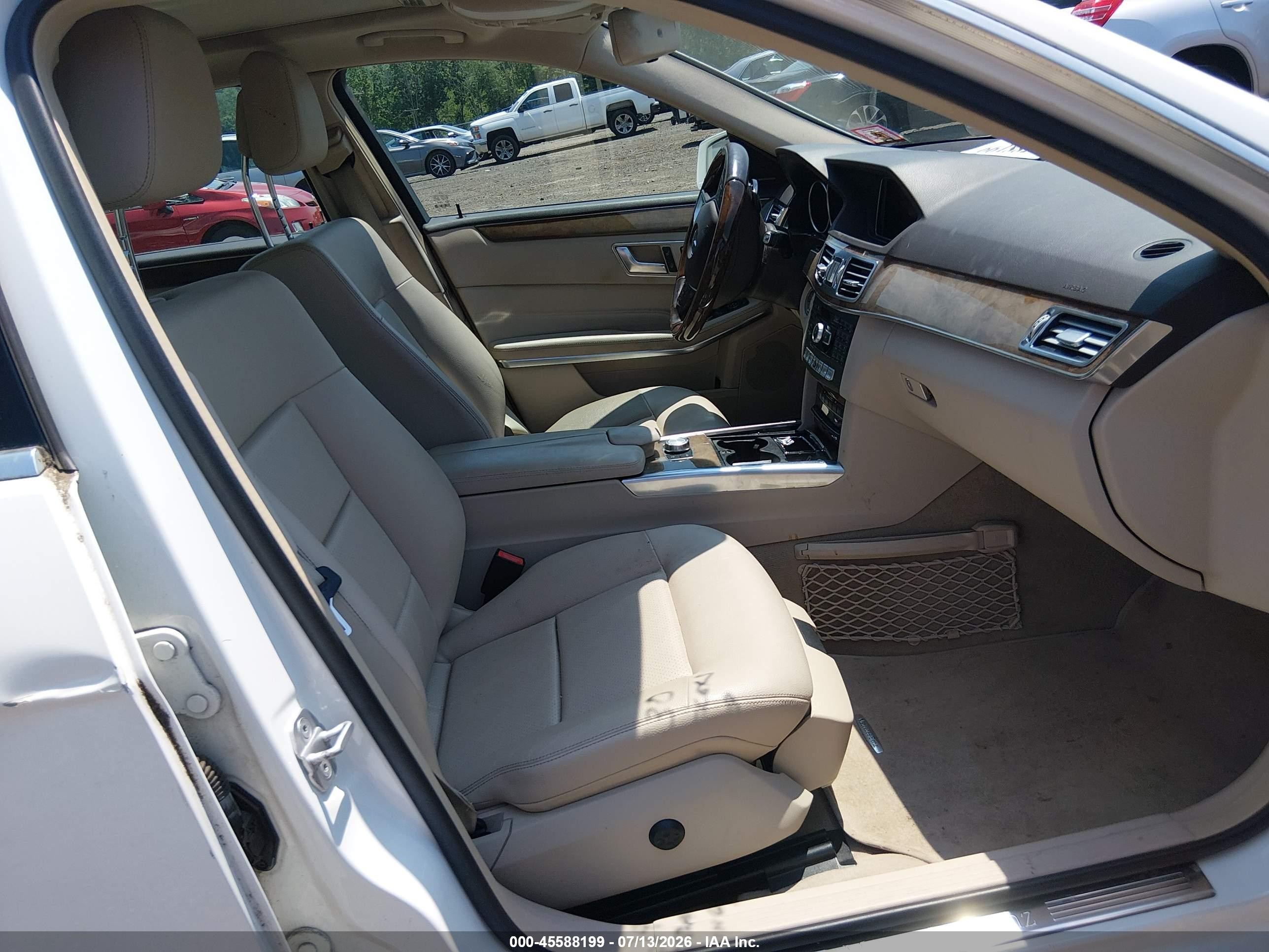 2014 Mercedes-benz E 350 4matic White vin: WDDHF8JB4EA799904
