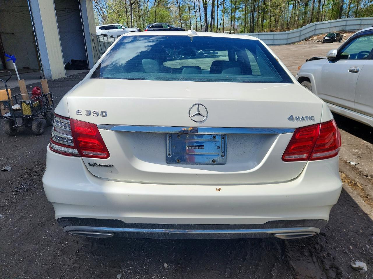 2014 Mercedes-benz E 350 4matic White vin: WDDHF8JB4EA816216