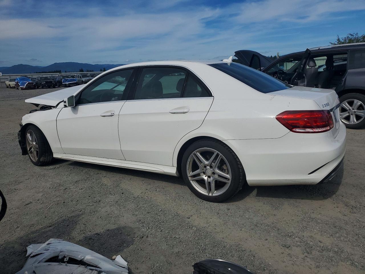 2014 Mercedes-benz E 350 4matic White vin: WDDHF8JB4EA834134