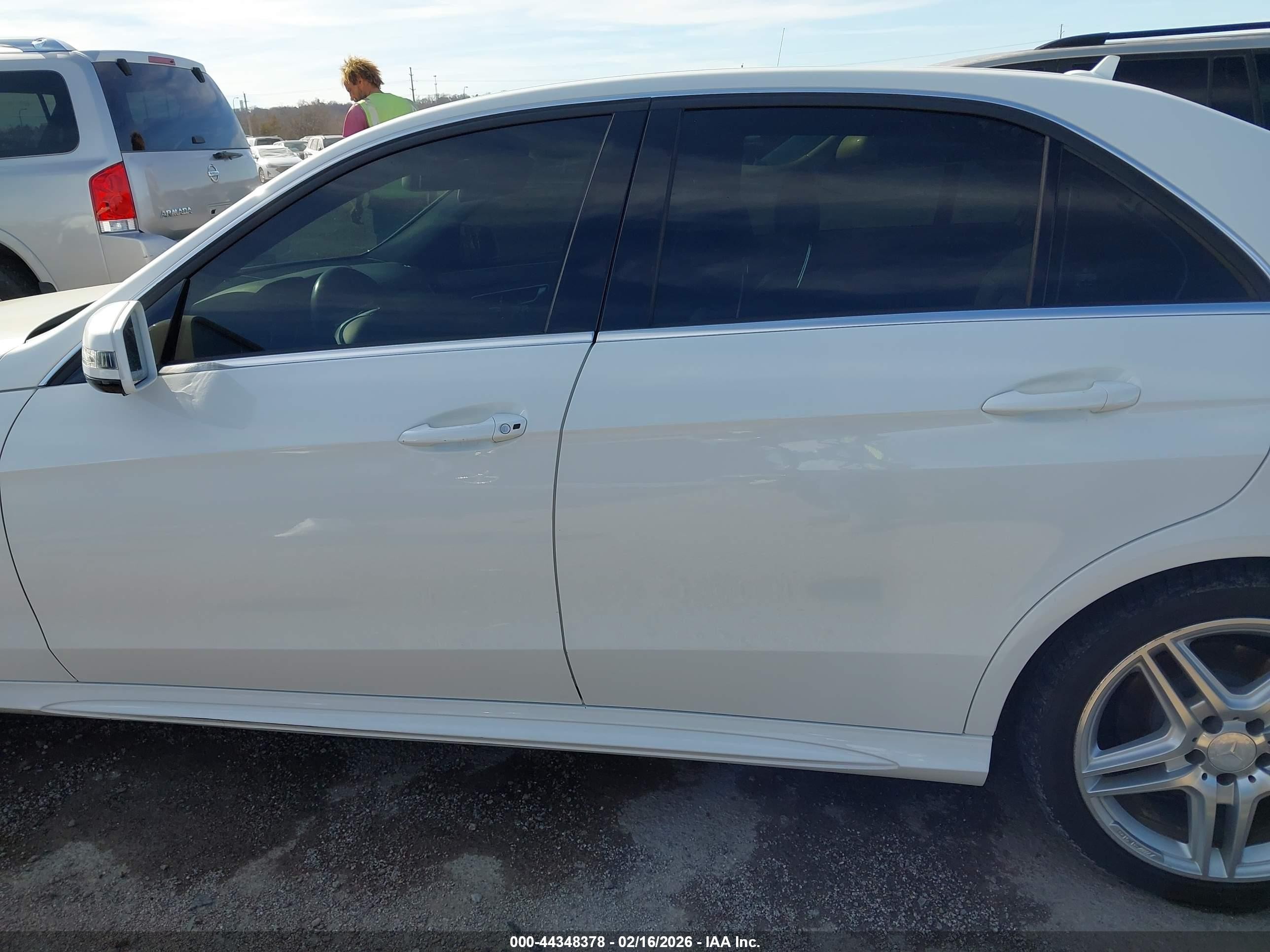 2014 Mercedes-benz E 350 4matic White vin: WDDHF8JB4EA871071