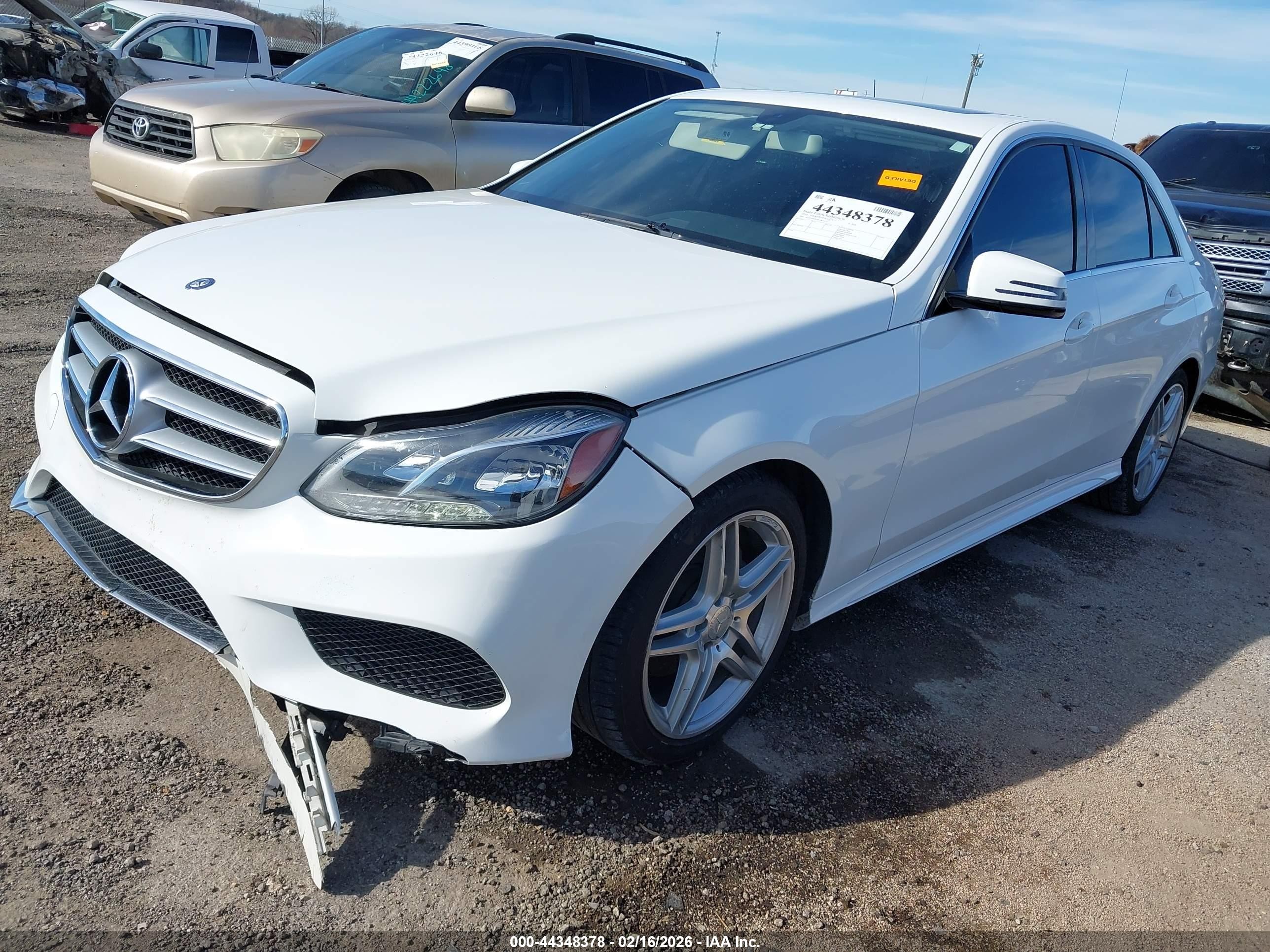 2014 Mercedes-benz E 350 4matic White vin: WDDHF8JB4EA871071