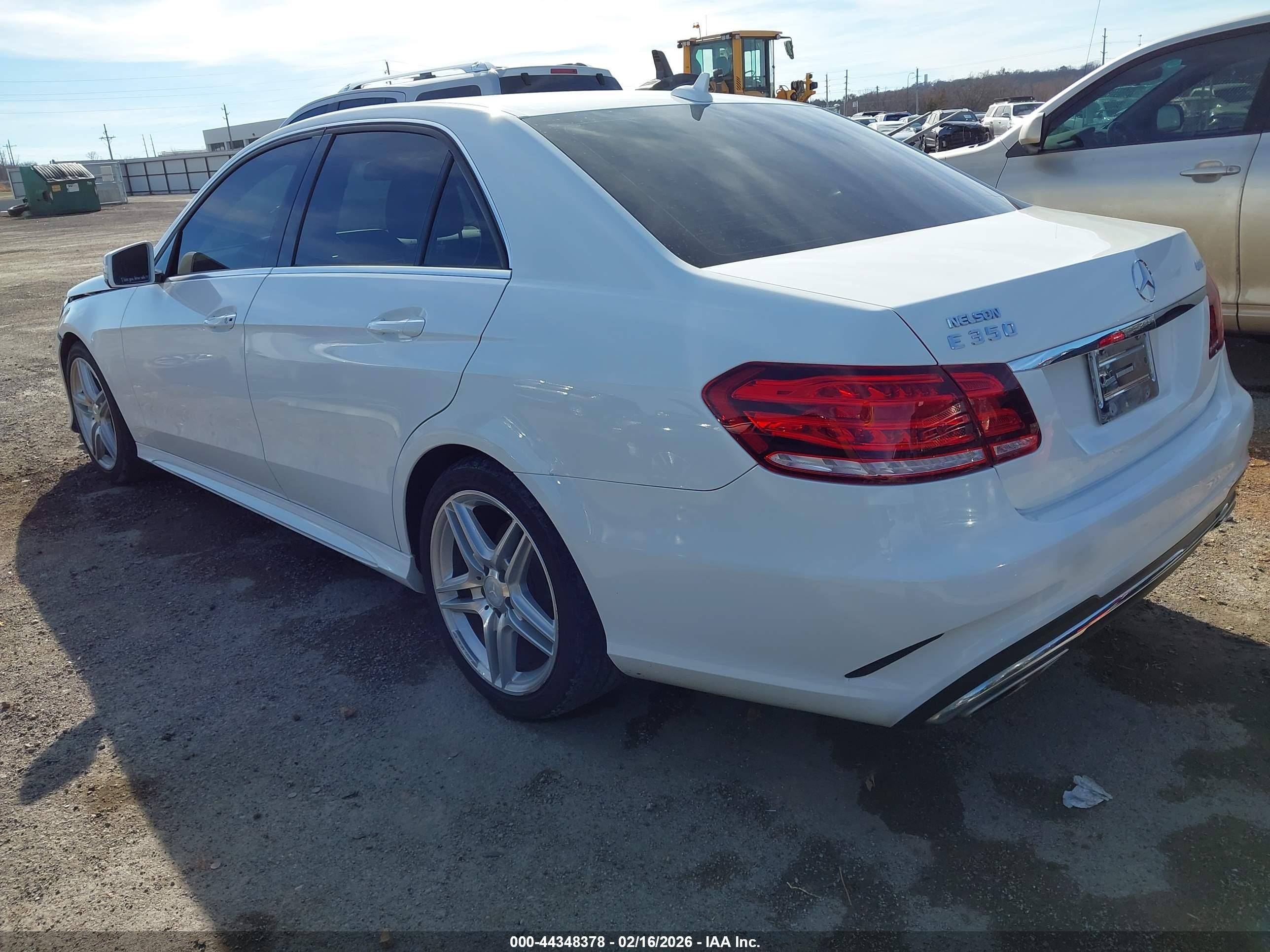 2014 Mercedes-benz E 350 4matic White vin: WDDHF8JB4EA871071