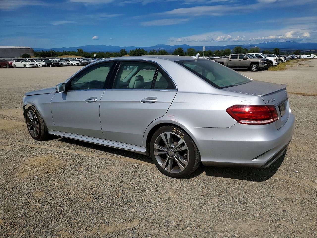 2014 Mercedes-benz E 350 4matic Silver vin: WDDHF8JB4EA911763
