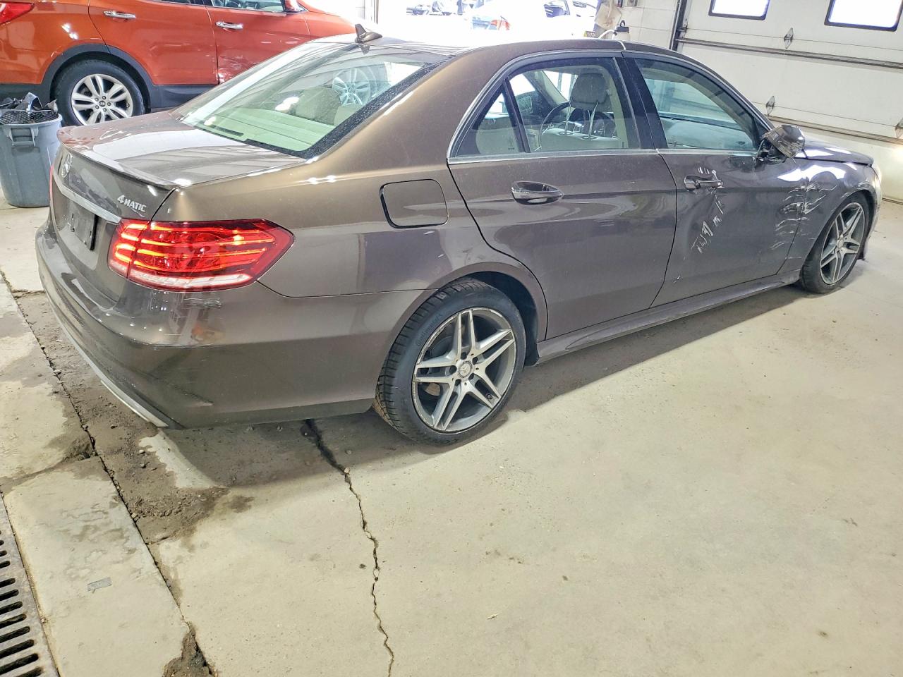 2014 Mercedes-benz E 350 4matic Brown vin: WDDHF8JB4EA945007