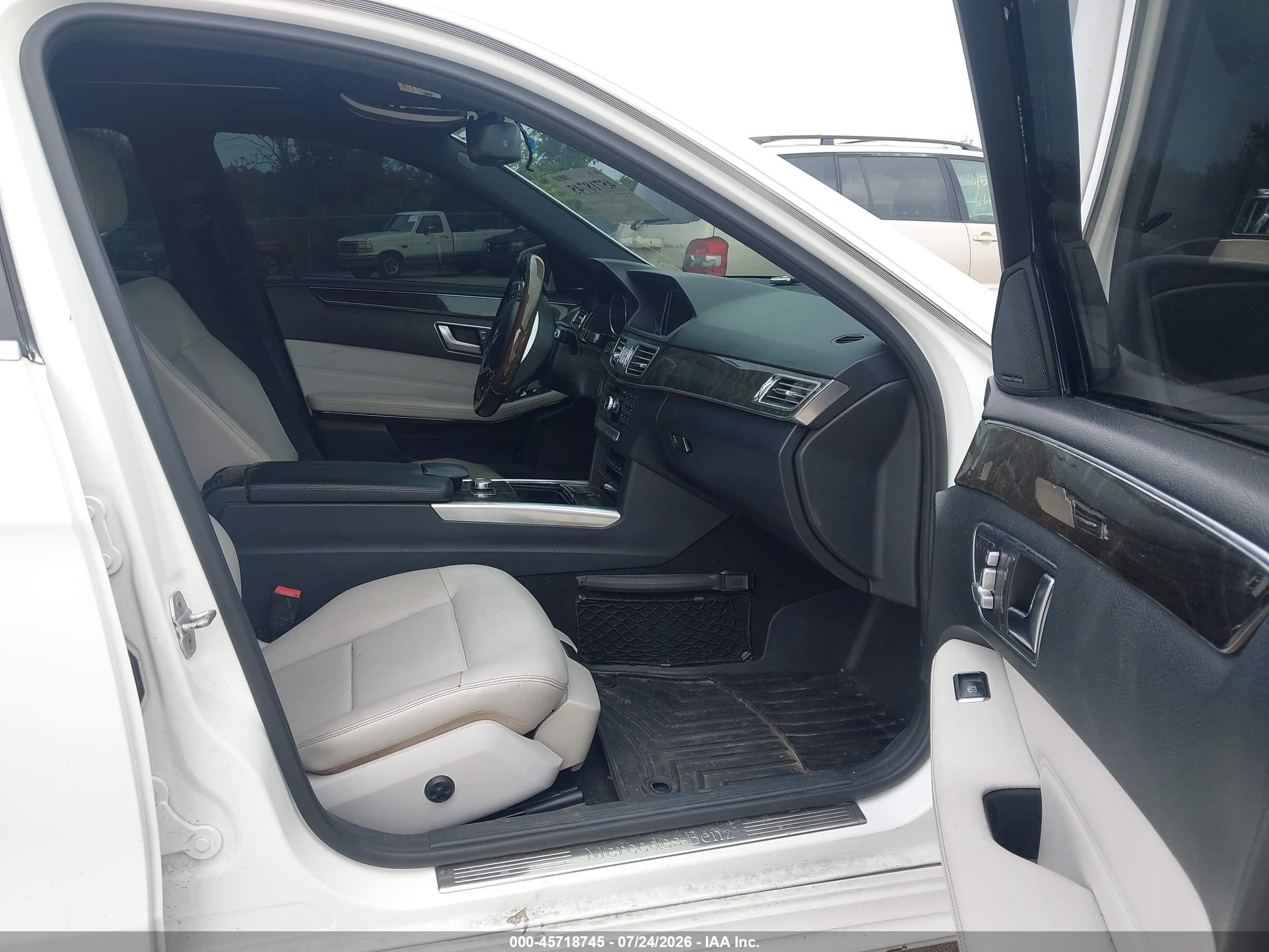 2014 Mercedes-benz E 350 4matic White vin: WDDHF8JB4EA976757