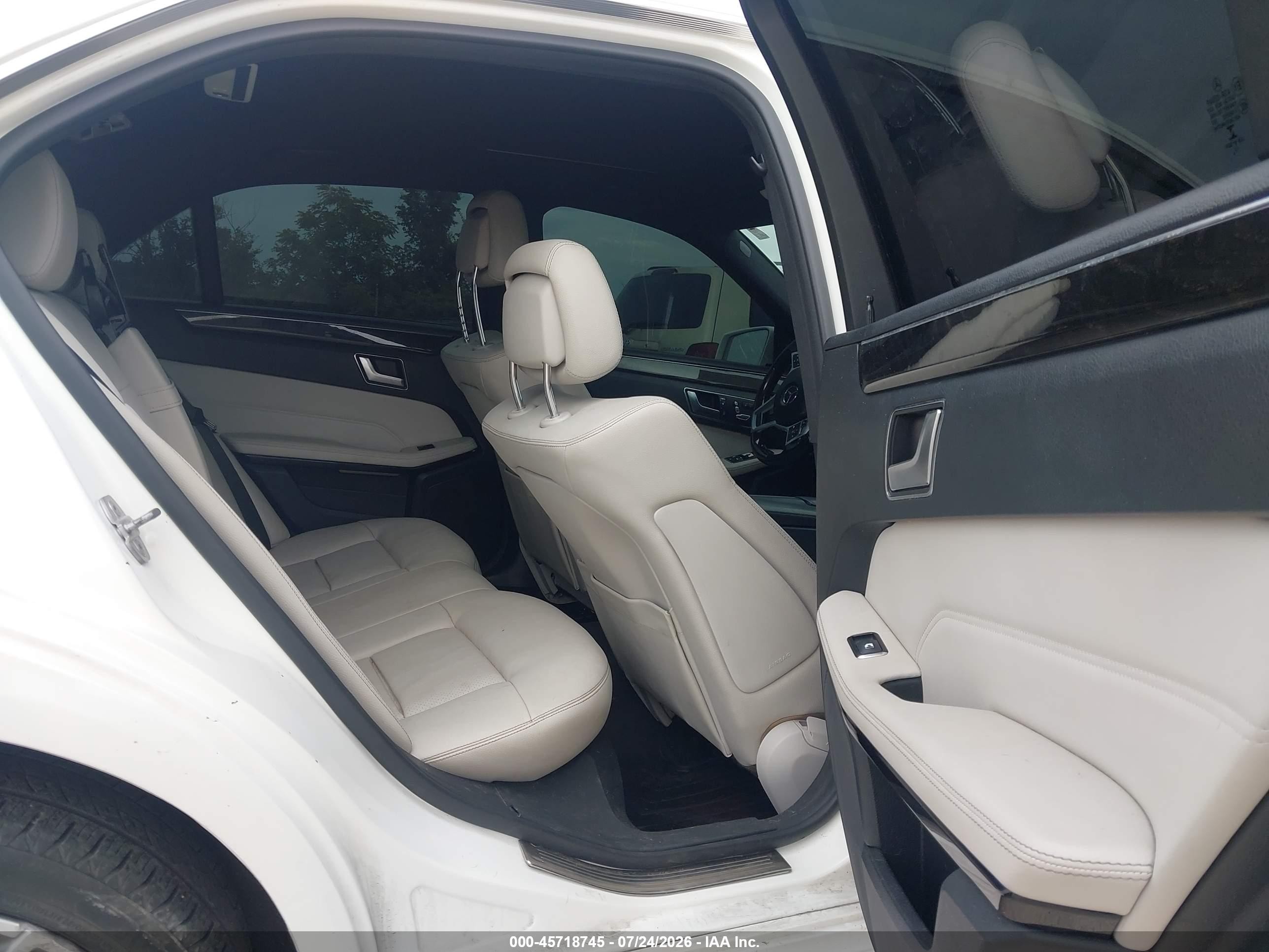 2014 Mercedes-benz E 350 4matic White vin: WDDHF8JB4EA976757