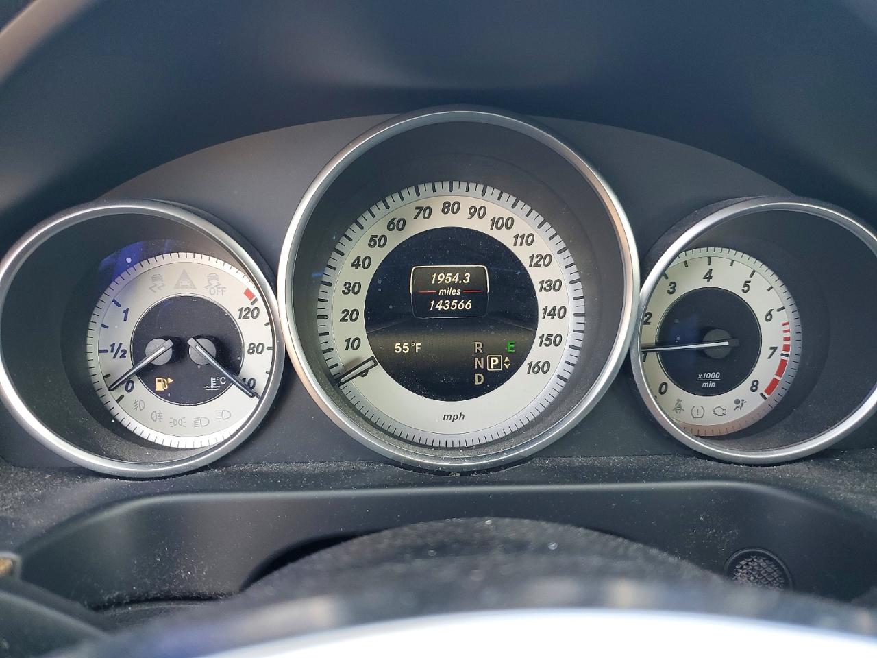 2014 Mercedes Benz E 350 4matic Silver vin: WDDHF8JB4EA995972