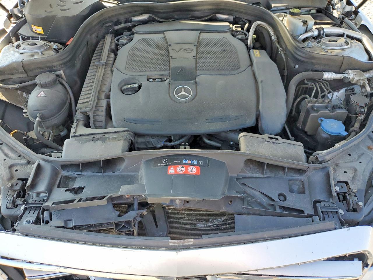 2014 Mercedes Benz E 350 4matic Silver vin: WDDHF8JB4EA995972