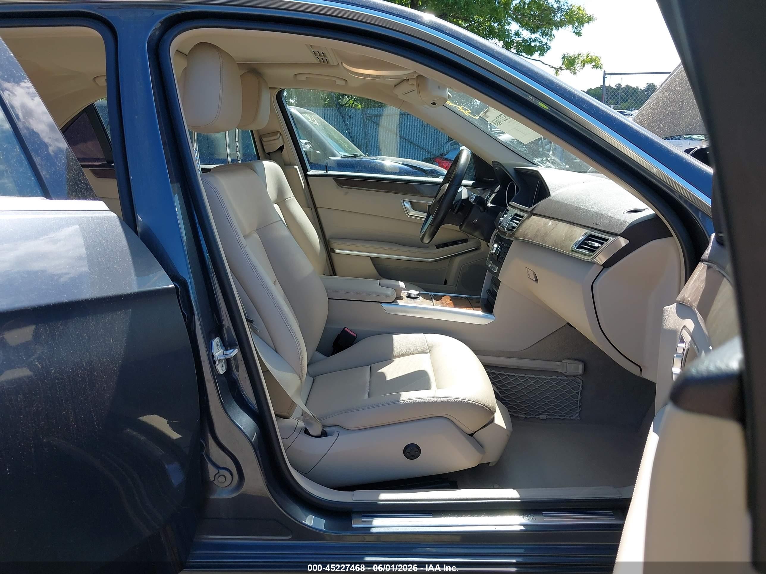 2014 Mercedes-benz E 350 4matic Gray vin: WDDHF8JB4EB043161