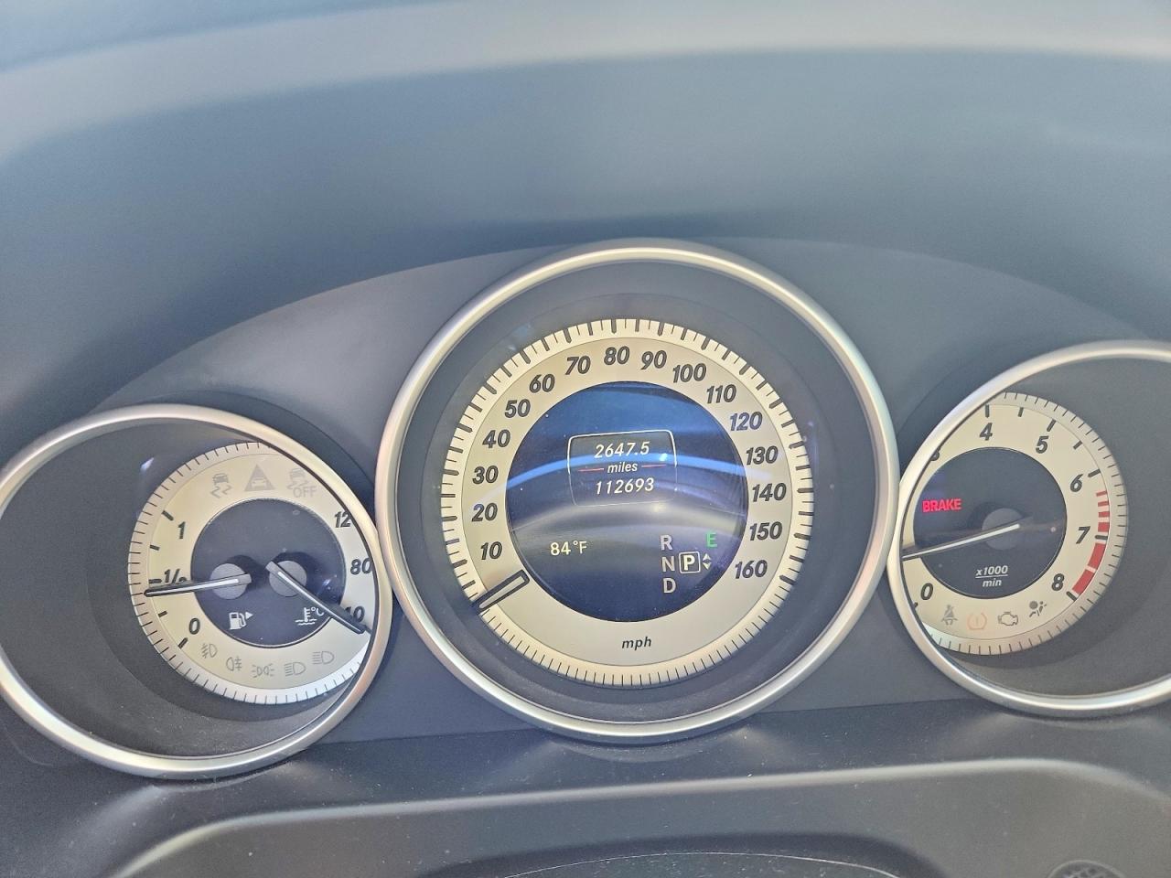 2015 Mercedes-benz E Silver vin: WDDHF8JB4FB104400