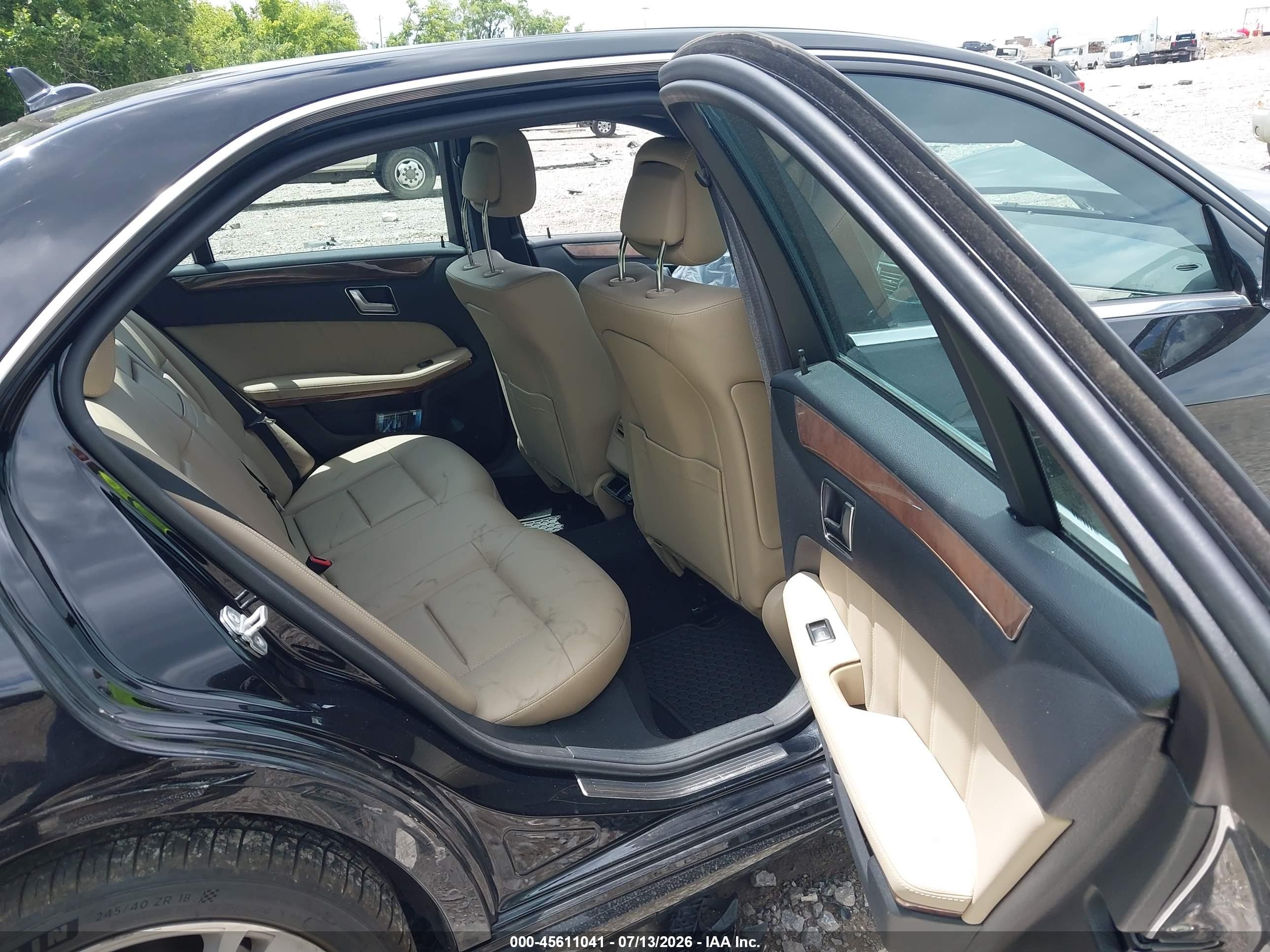 2012 Mercedes-benz E 350 4matic Черный vin: WDDHF8JB5CA559600