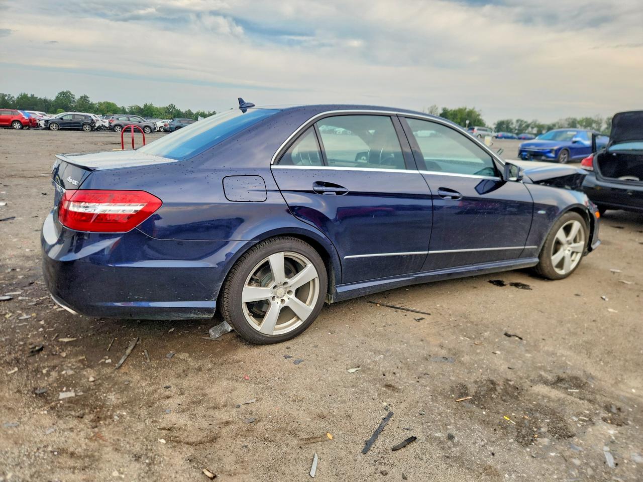2012 Mercedes-benz E 350 4matic Blue vin: WDDHF8JB5CA596372