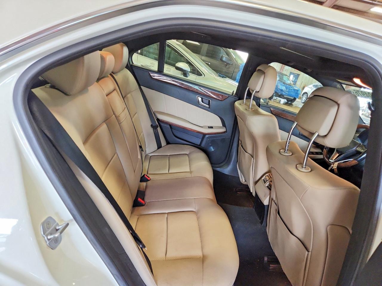 2012 Mercedes-benz E 350 4matic White vin: WDDHF8JB5CA613350