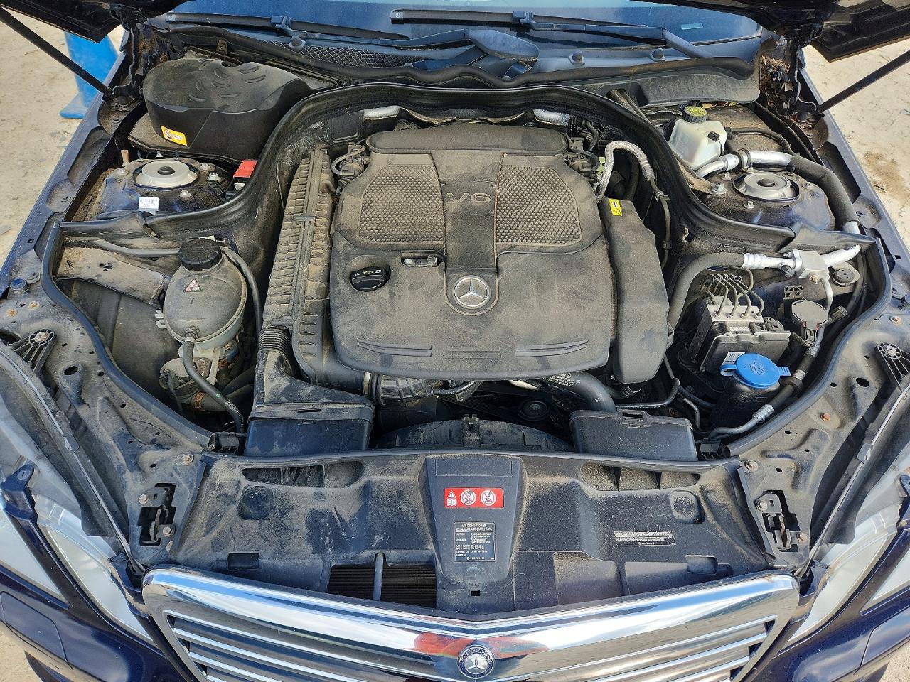 2013 Mercedes-benz E 350 4matic Blue vin: WDDHF8JB5DA700022
