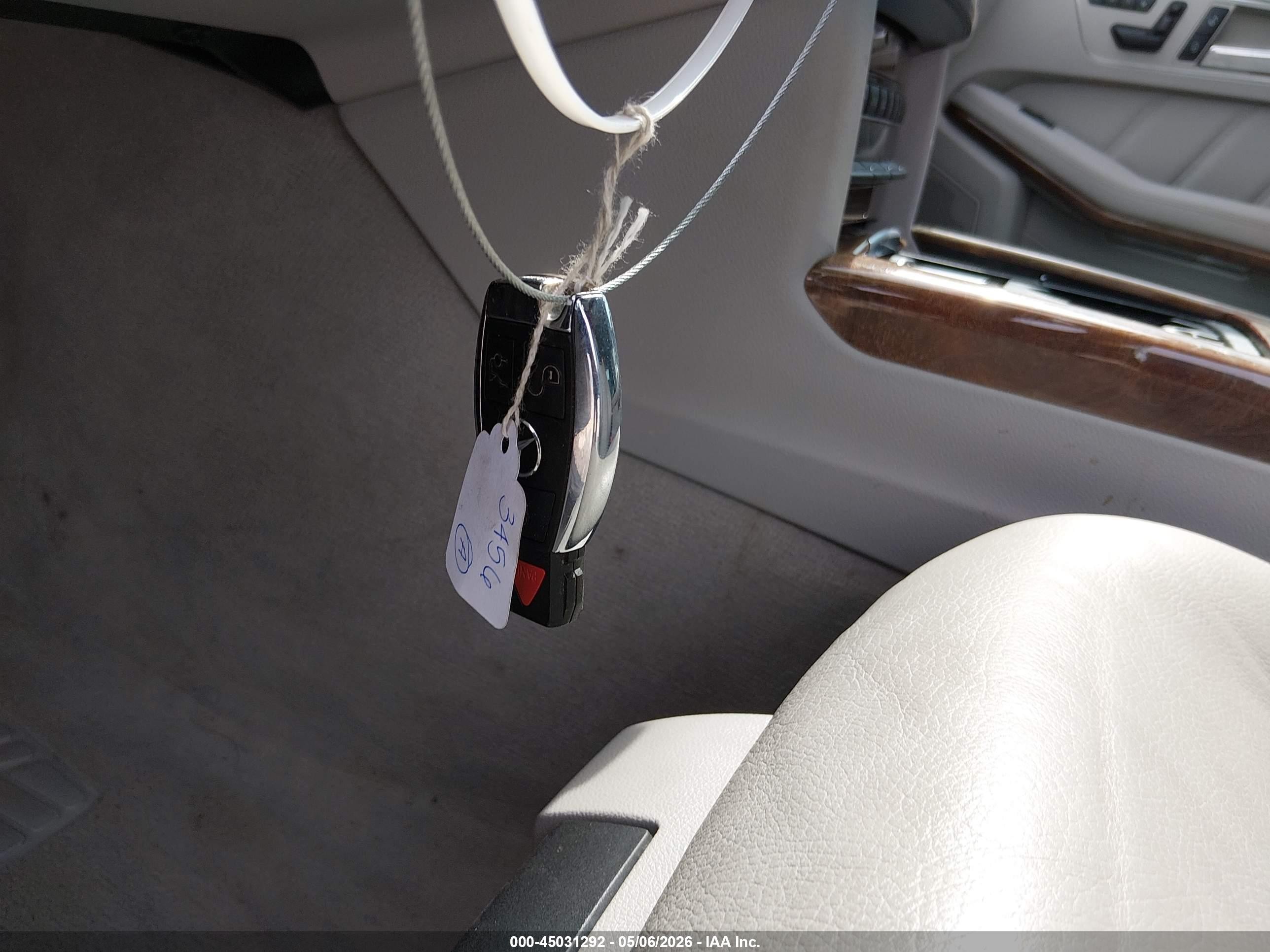 2013 Mercedes-benz E 350 4matic Черный vin: WDDHF8JB5DA733456