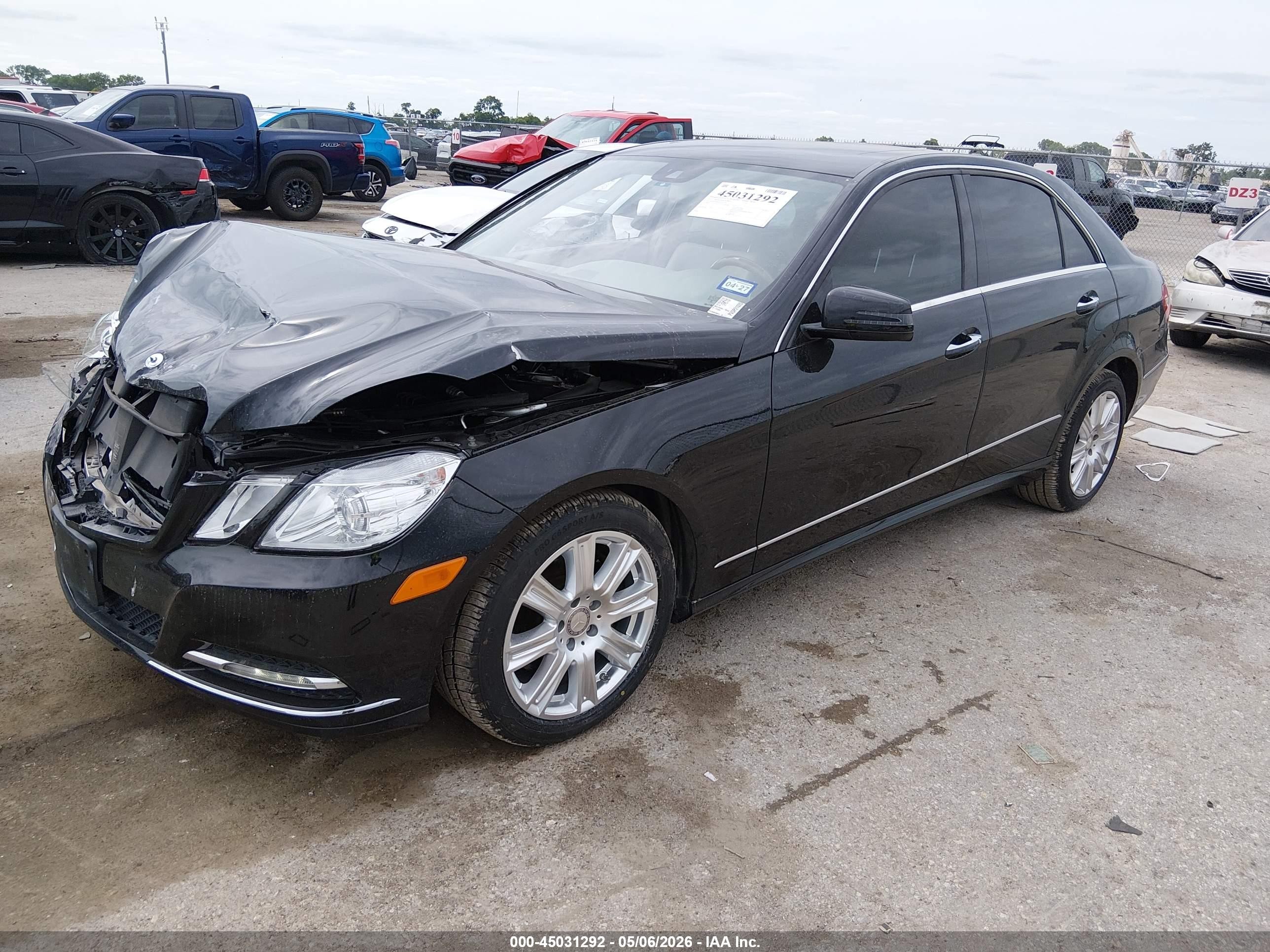 2013 Mercedes-benz E 350 4matic Черный vin: WDDHF8JB5DA733456