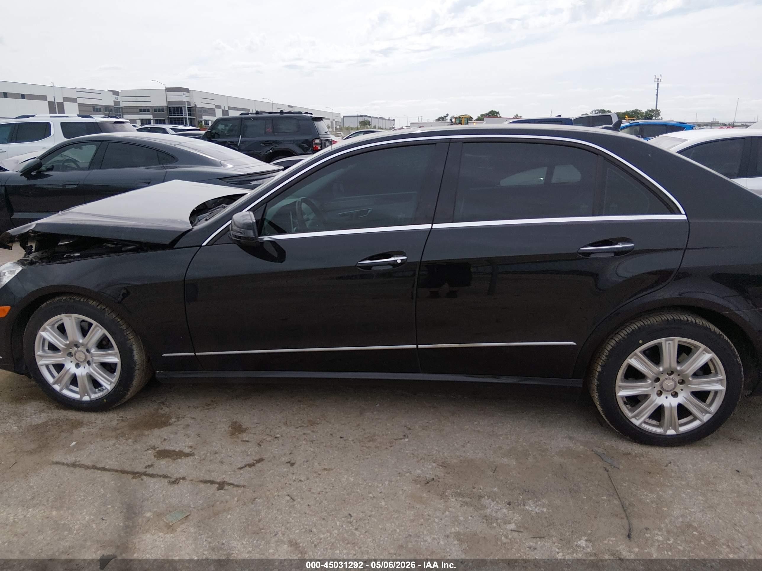 2013 Mercedes-benz E 350 4matic Черный vin: WDDHF8JB5DA733456
