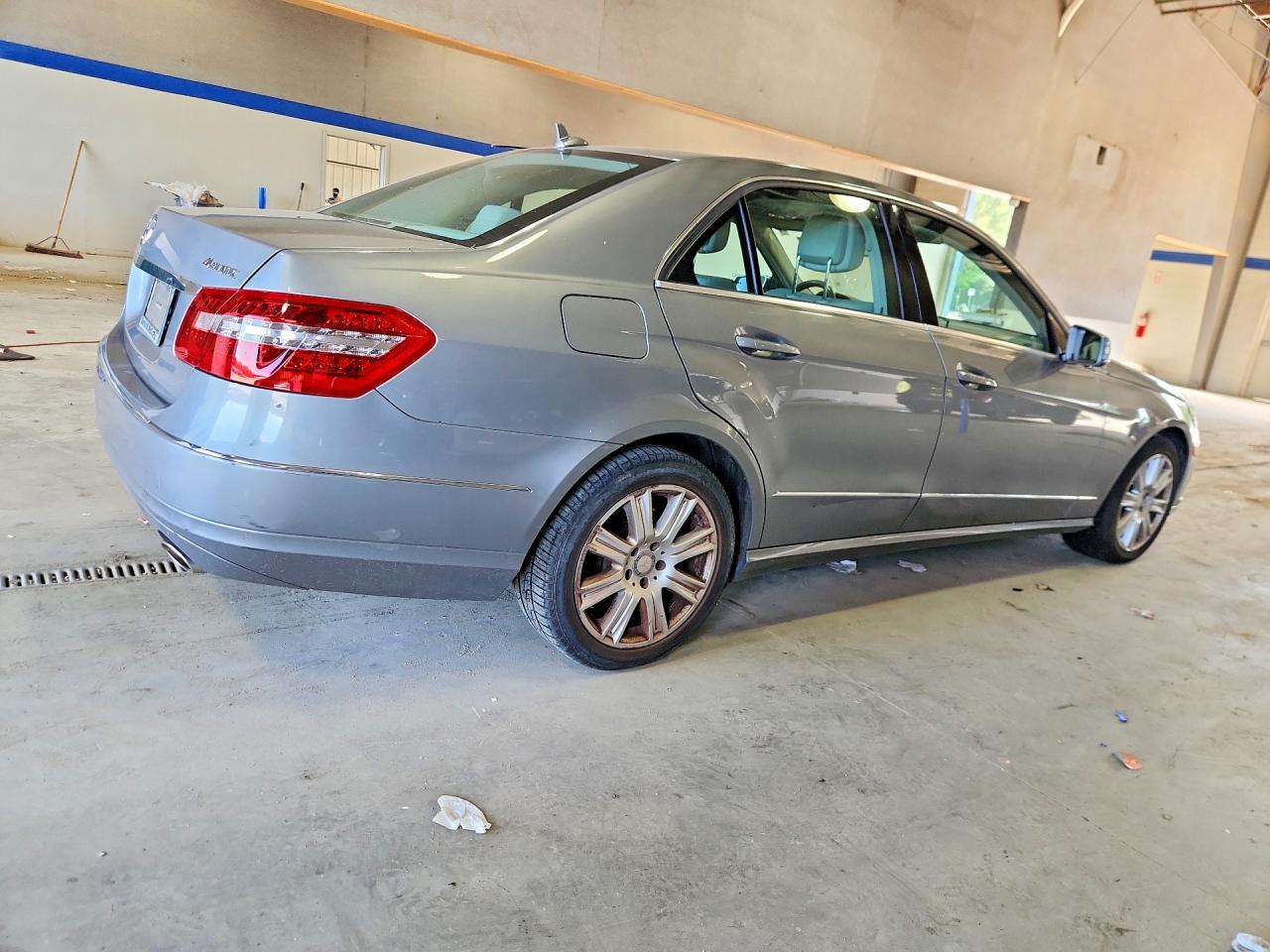 2013 Mercedes-benz E 350 4matic Gray vin: WDDHF8JB5DA739094