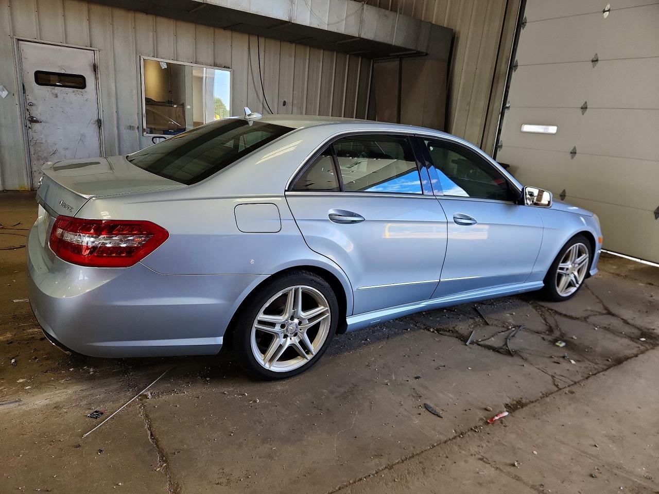 2013 Mercedes-benz E 350 4matic Silver vin: WDDHF8JB5DA753402