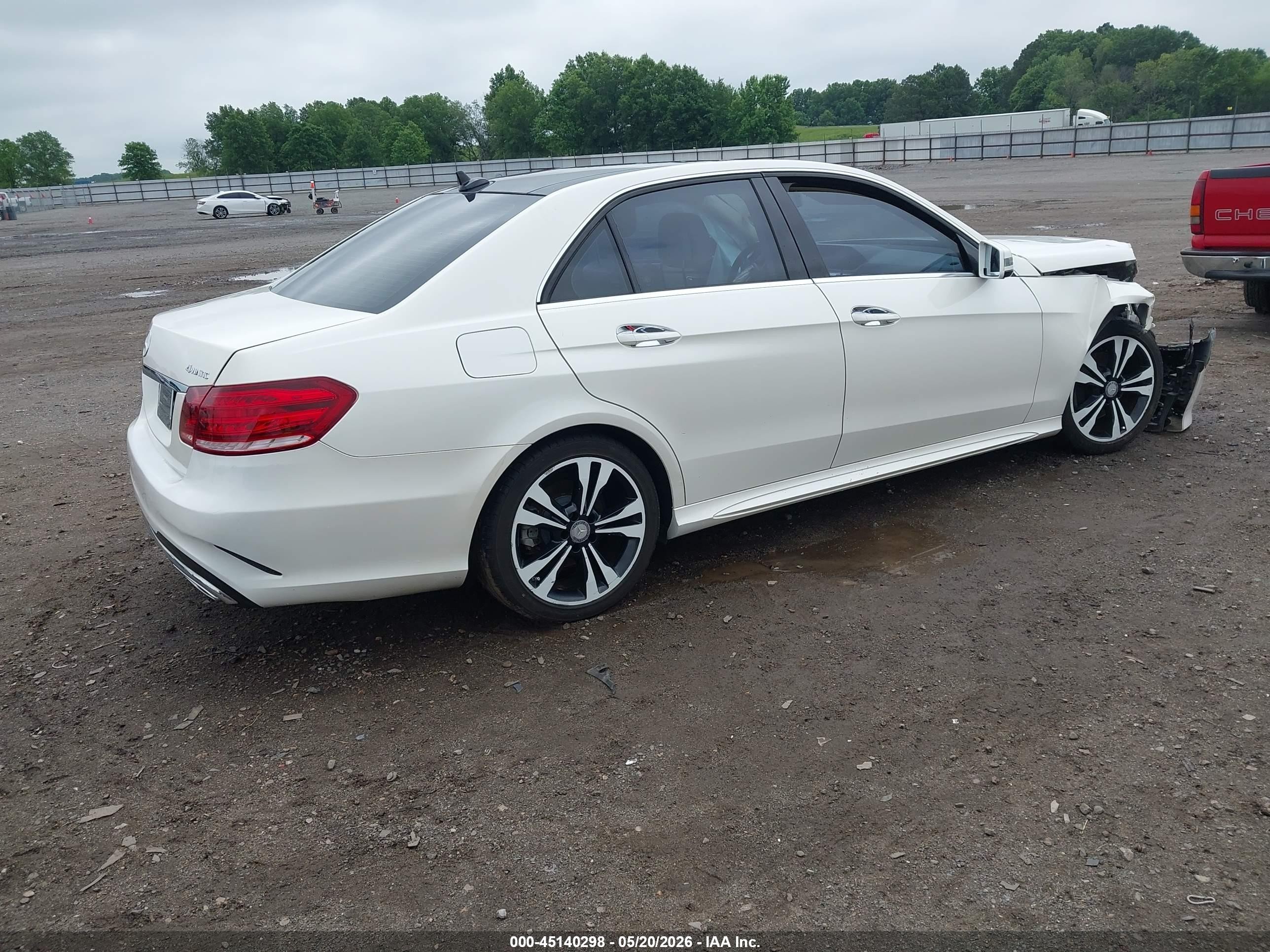 2014 Mercedes-benz E 350 4matic Белый vin: WDDHF8JB5EA902067