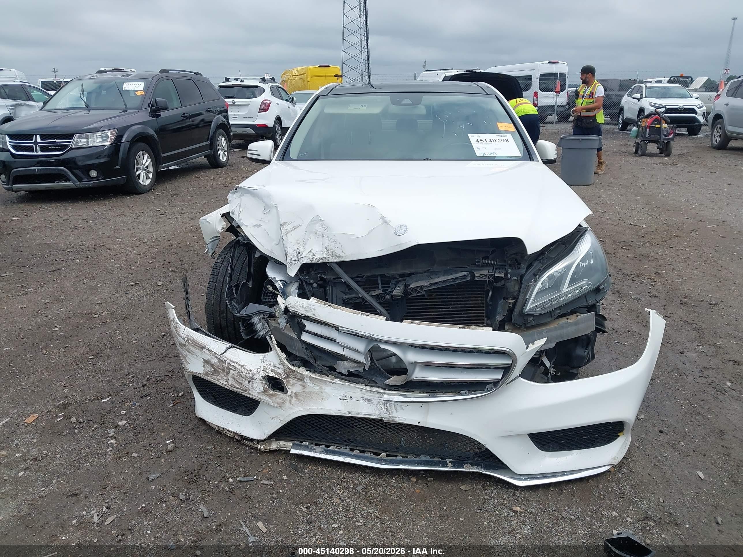 2014 Mercedes-benz E 350 4matic Белый vin: WDDHF8JB5EA902067