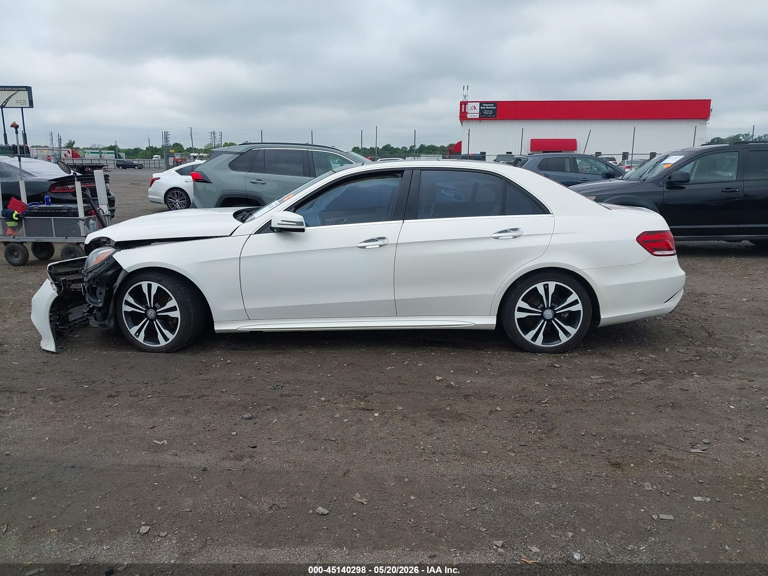 2014 Mercedes-benz E 350 4matic Белый vin: WDDHF8JB5EA902067