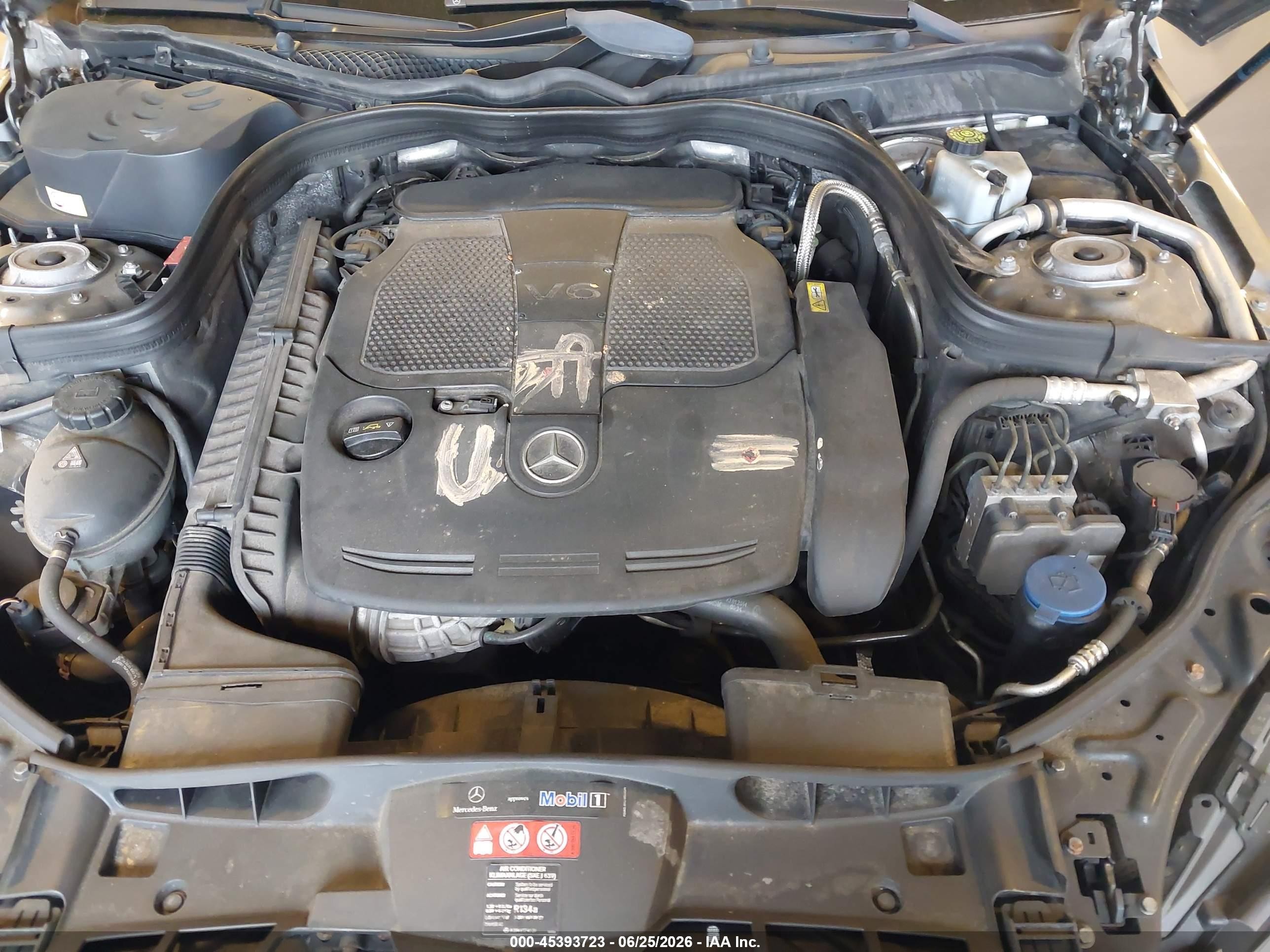 2014 Mercedes-benz E 350 4matic Серебряный vin: WDDHF8JB5EA982034