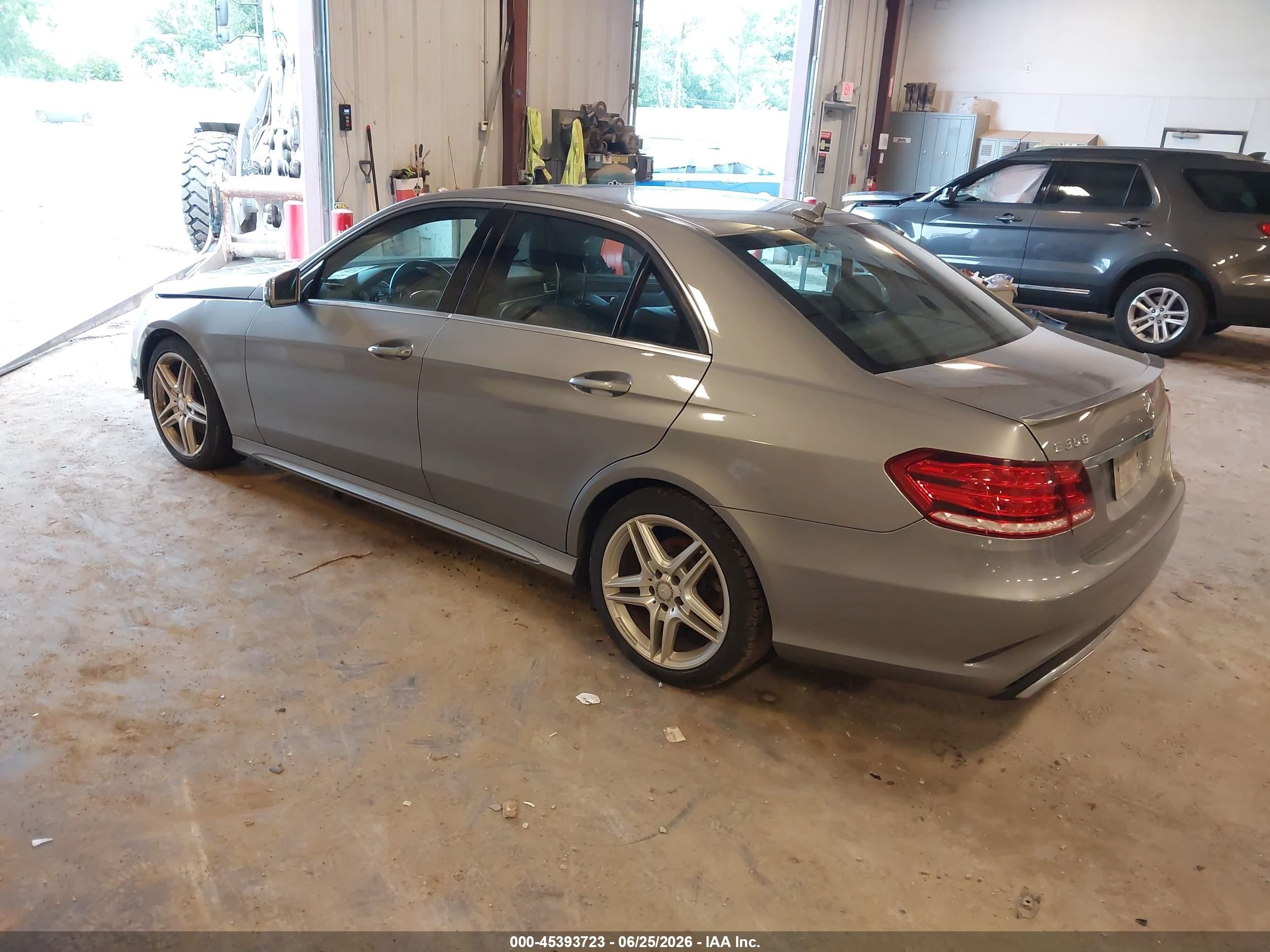 2014 Mercedes-benz E 350 4matic Серебряный vin: WDDHF8JB5EA982034