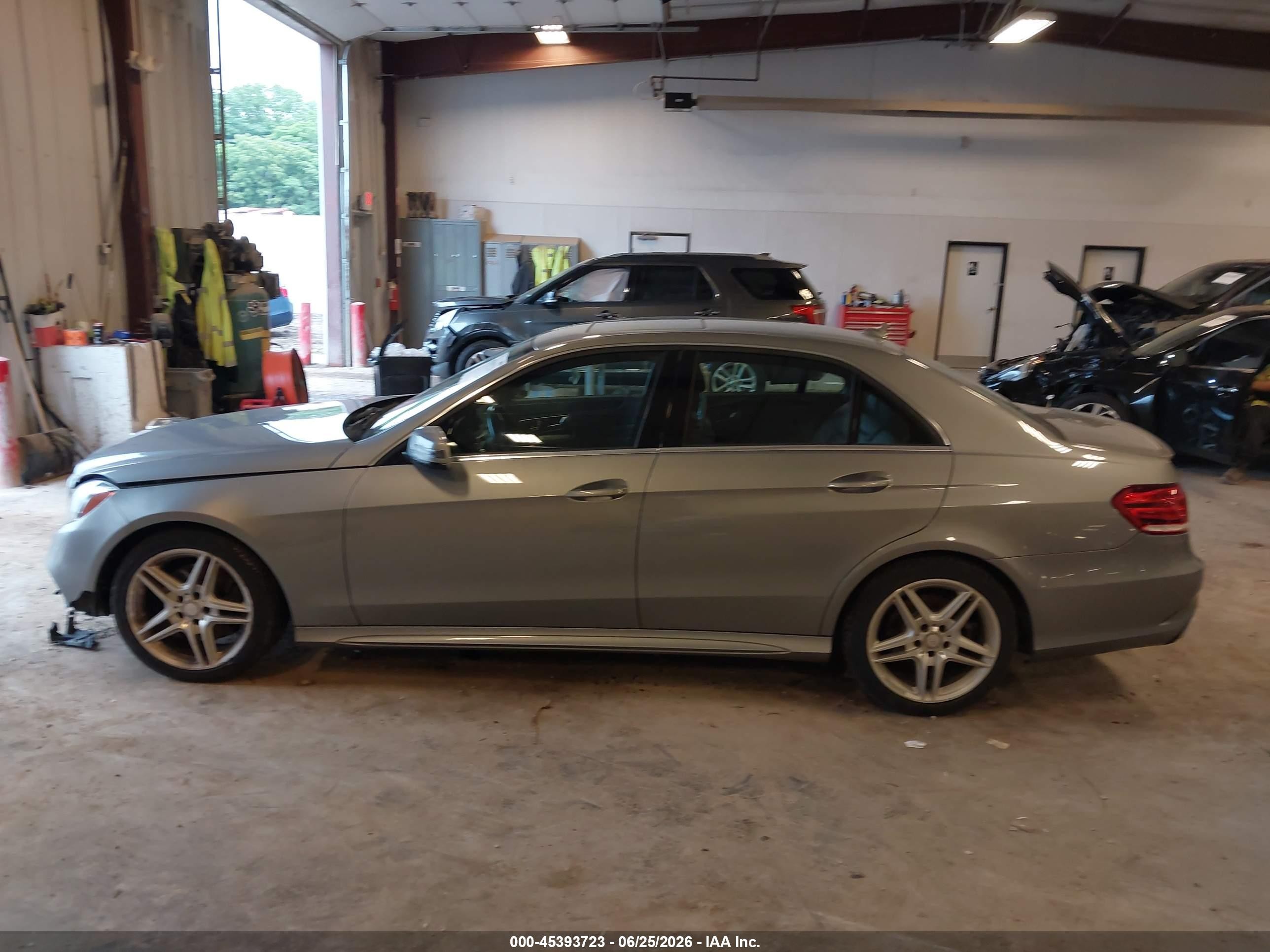 2014 Mercedes-benz E 350 4matic Серебряный vin: WDDHF8JB5EA982034