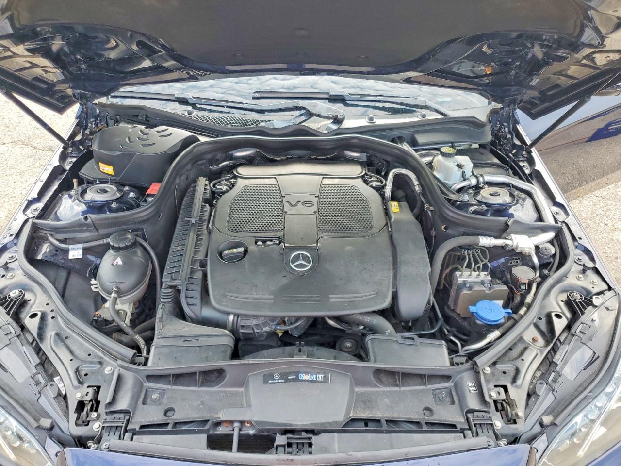 2014 Mercedes-benz E 350 4matic Blue vin: WDDHF8JB5EA992756