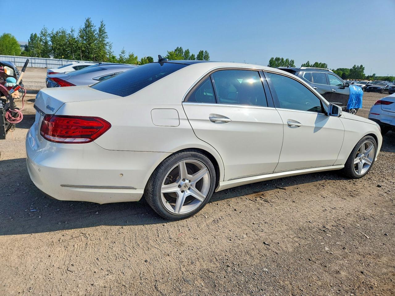 2014 Mercedes-benz E 350 4matic White vin: WDDHF8JB5EA993096