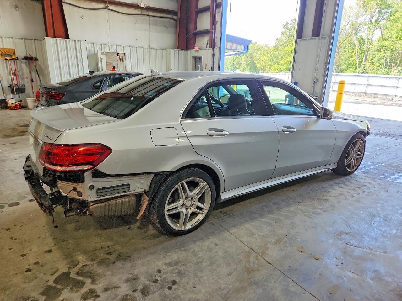 2014 Mercedes-benz E 350 4matic Silver vin: WDDHF8JB5EB021699