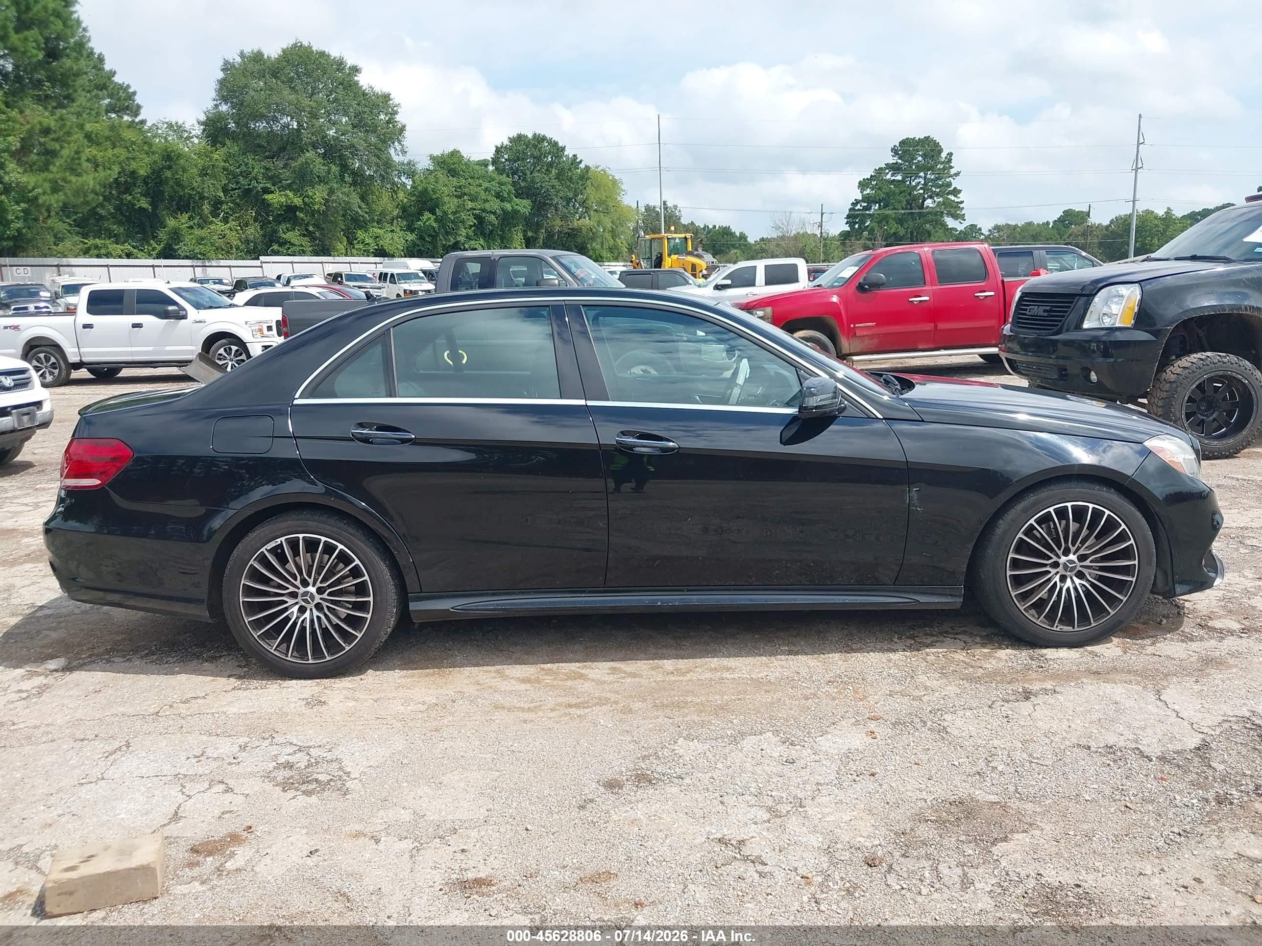 2015 Mercedes-benz E 350 4matic Черный vin: WDDHF8JB5FB104390
